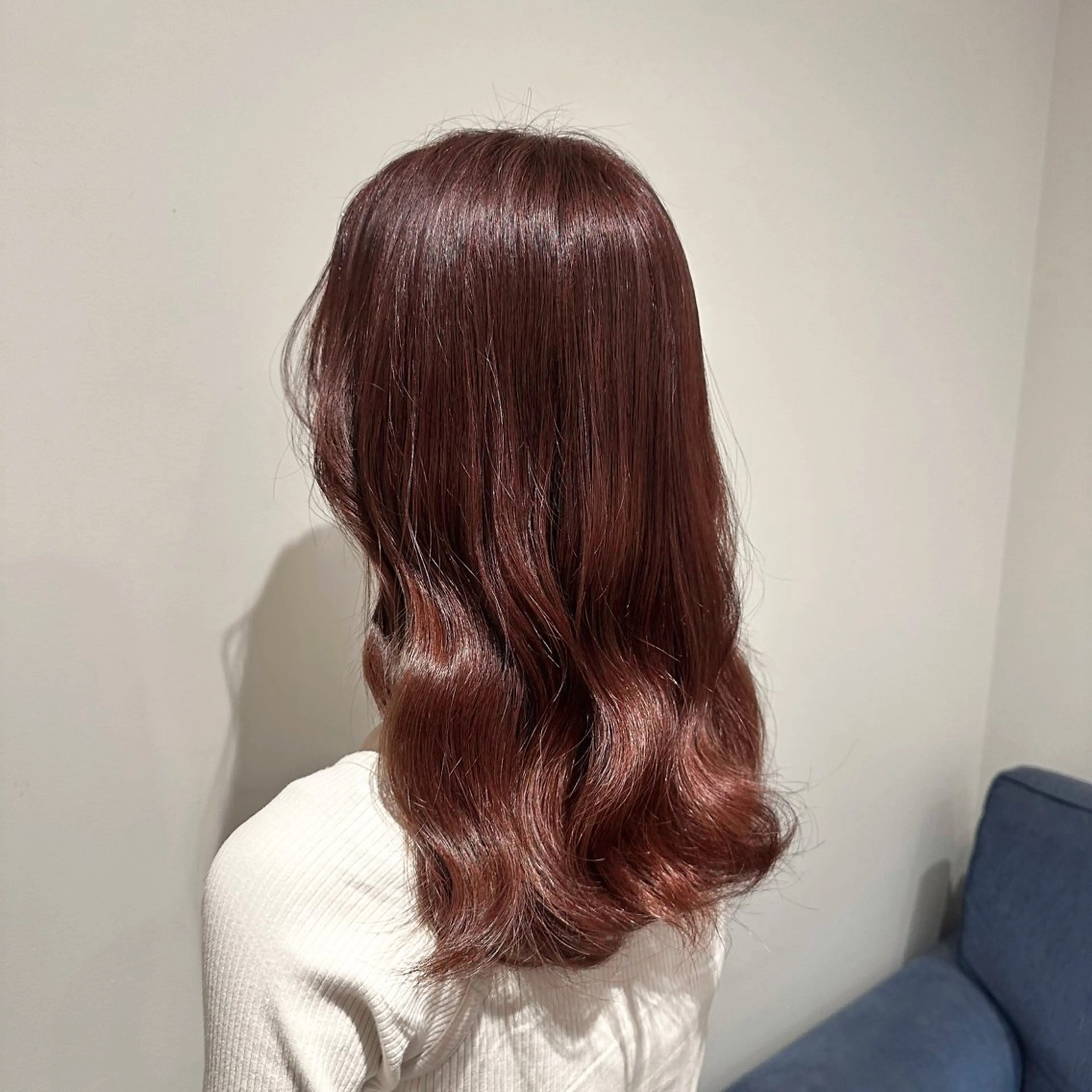 ロング ピンクブラウン ヘアカラー トリートメント 安丸 結夏のヘアスタイル