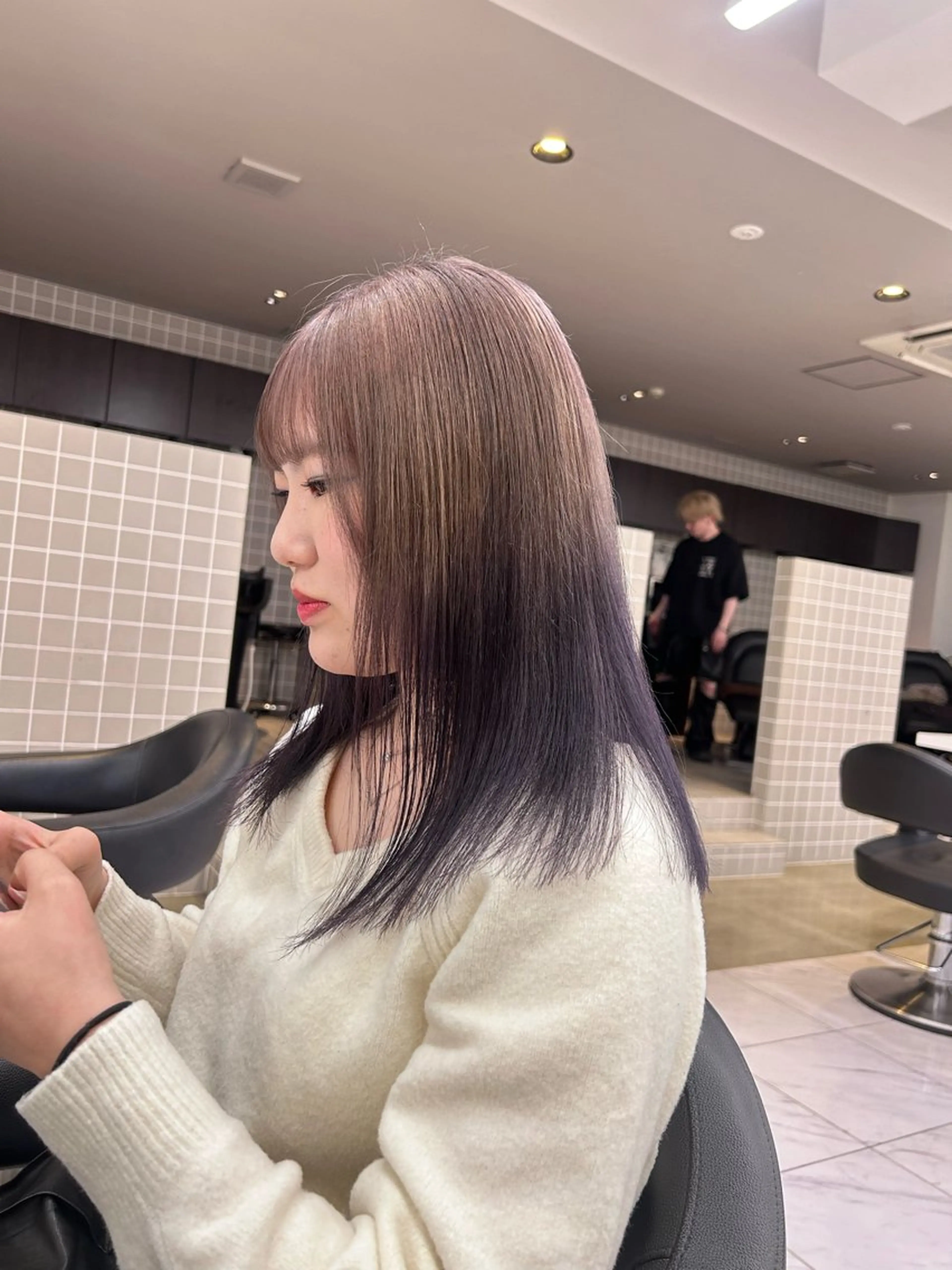 カラー ヘアカラー トリートメント 透明感ベージュ🤎 ナチュラルレイヤーのヘアスタイル