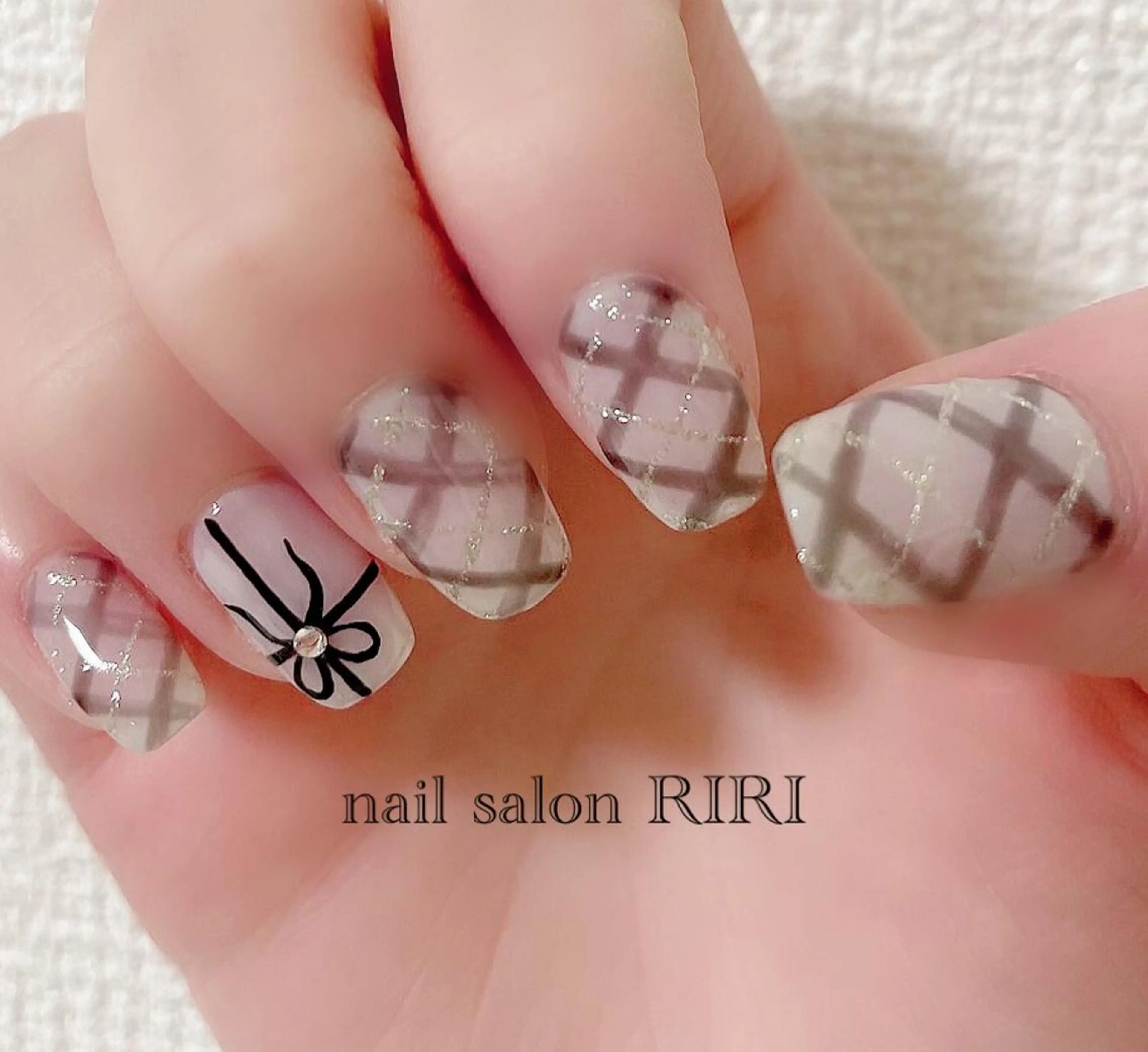 ネイル リボン RIRI リリのネイルデザイン