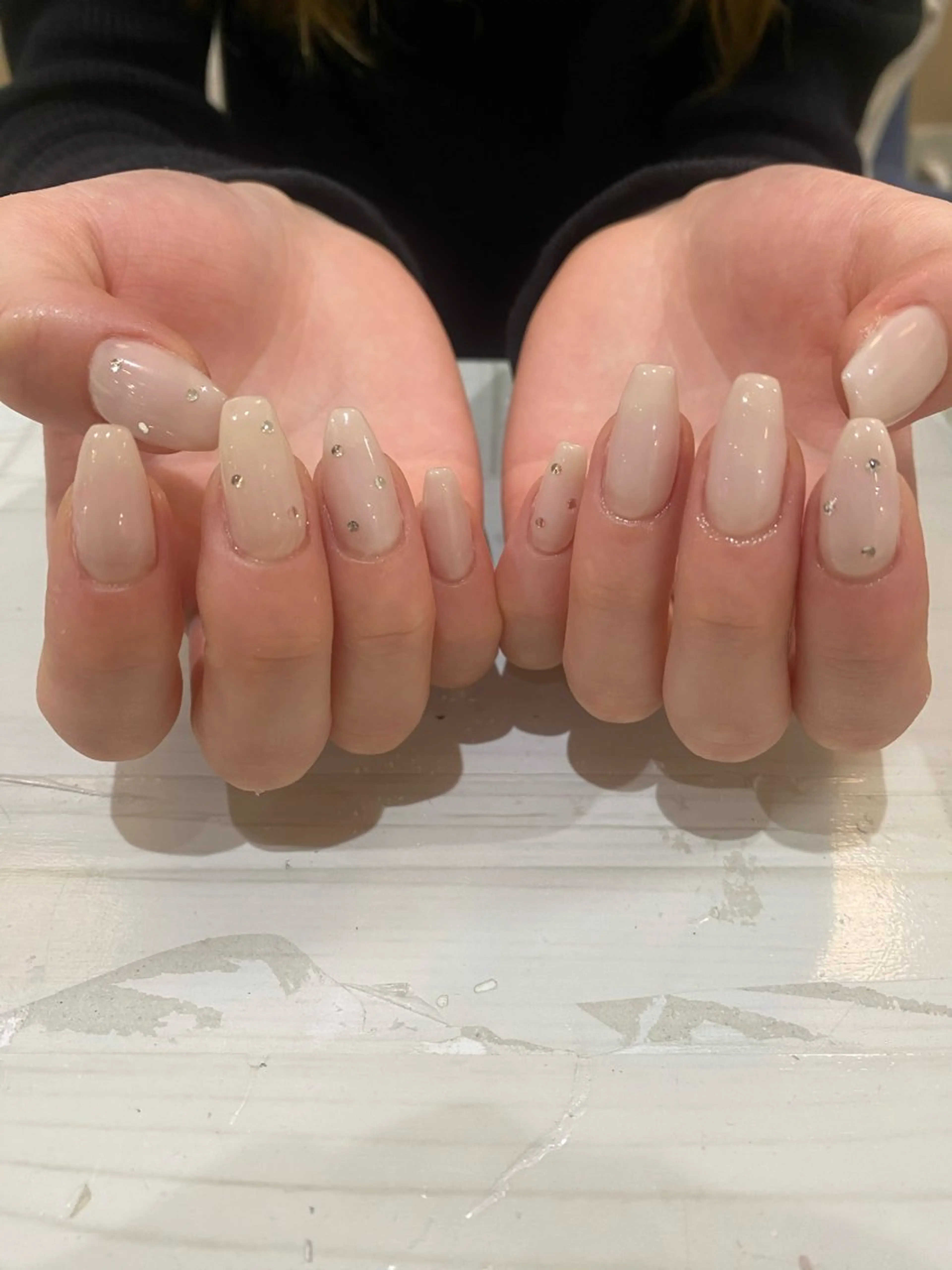 ネイル 藤井 里緒奈のネイルデザイン