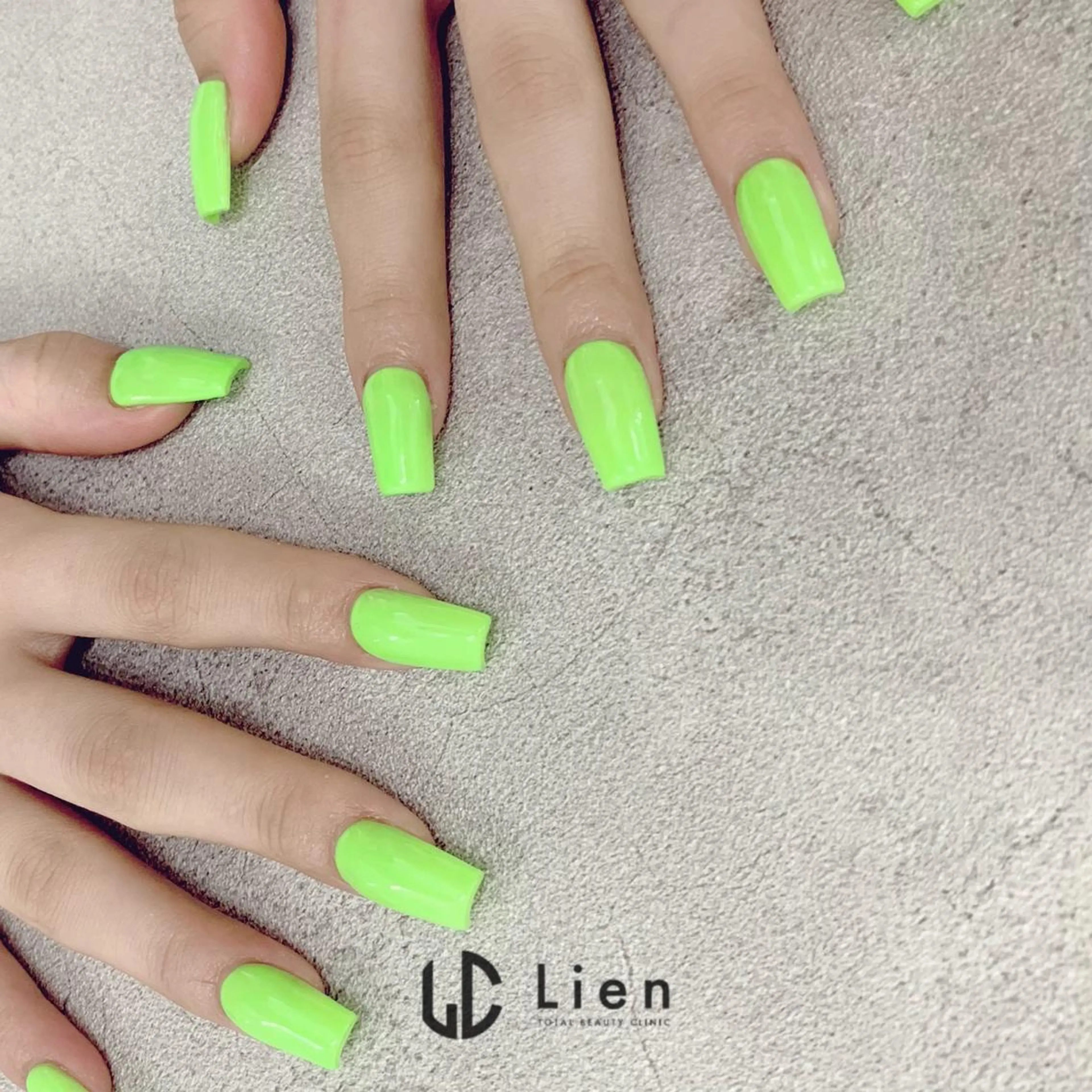 ネイル ワンカラーネイル スカルプネイル 山田 真里のネイルデザイン