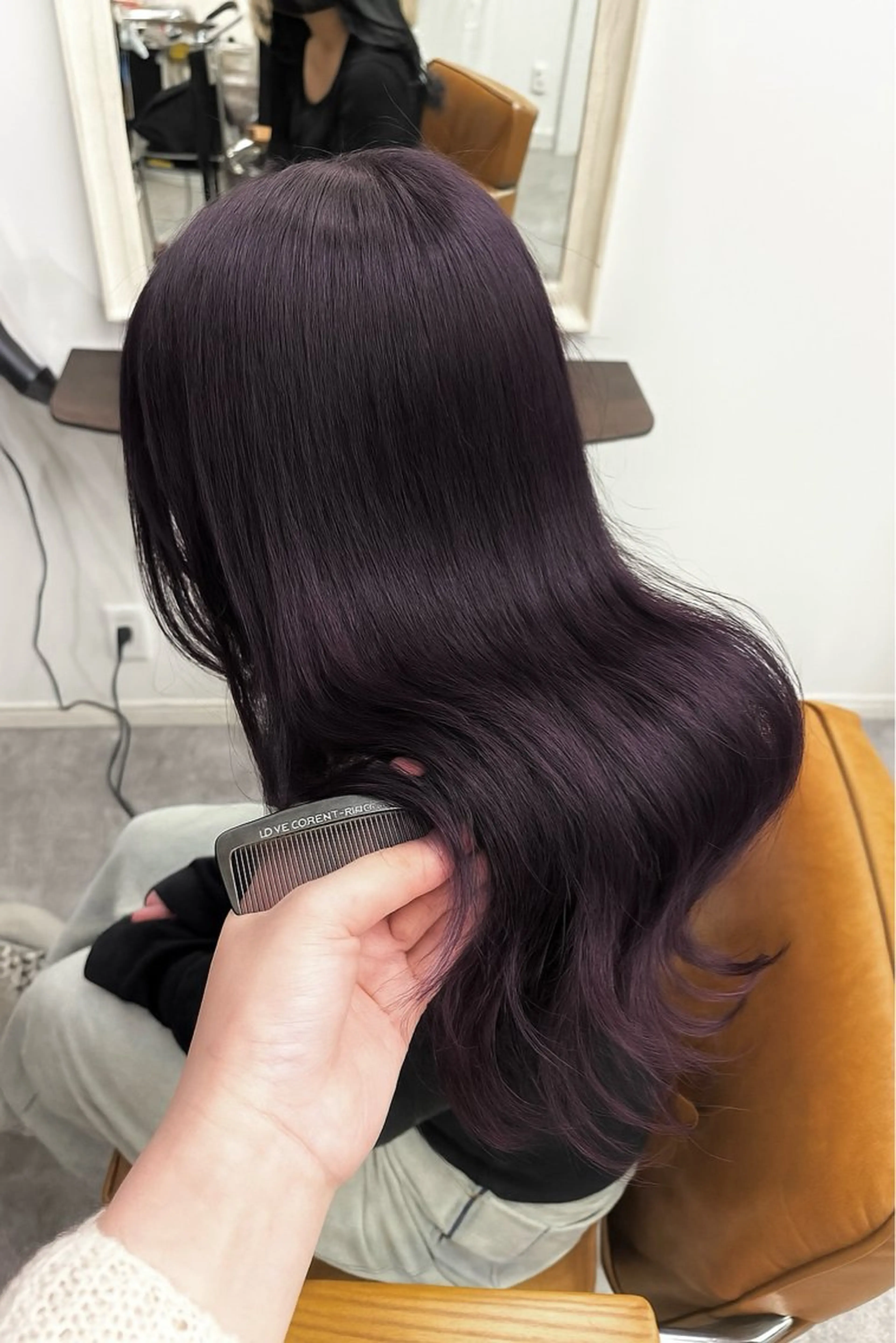 カラー ブリーチ ラベンダーカラー ヘアカラー 楢本 莉子のヘアスタイル
