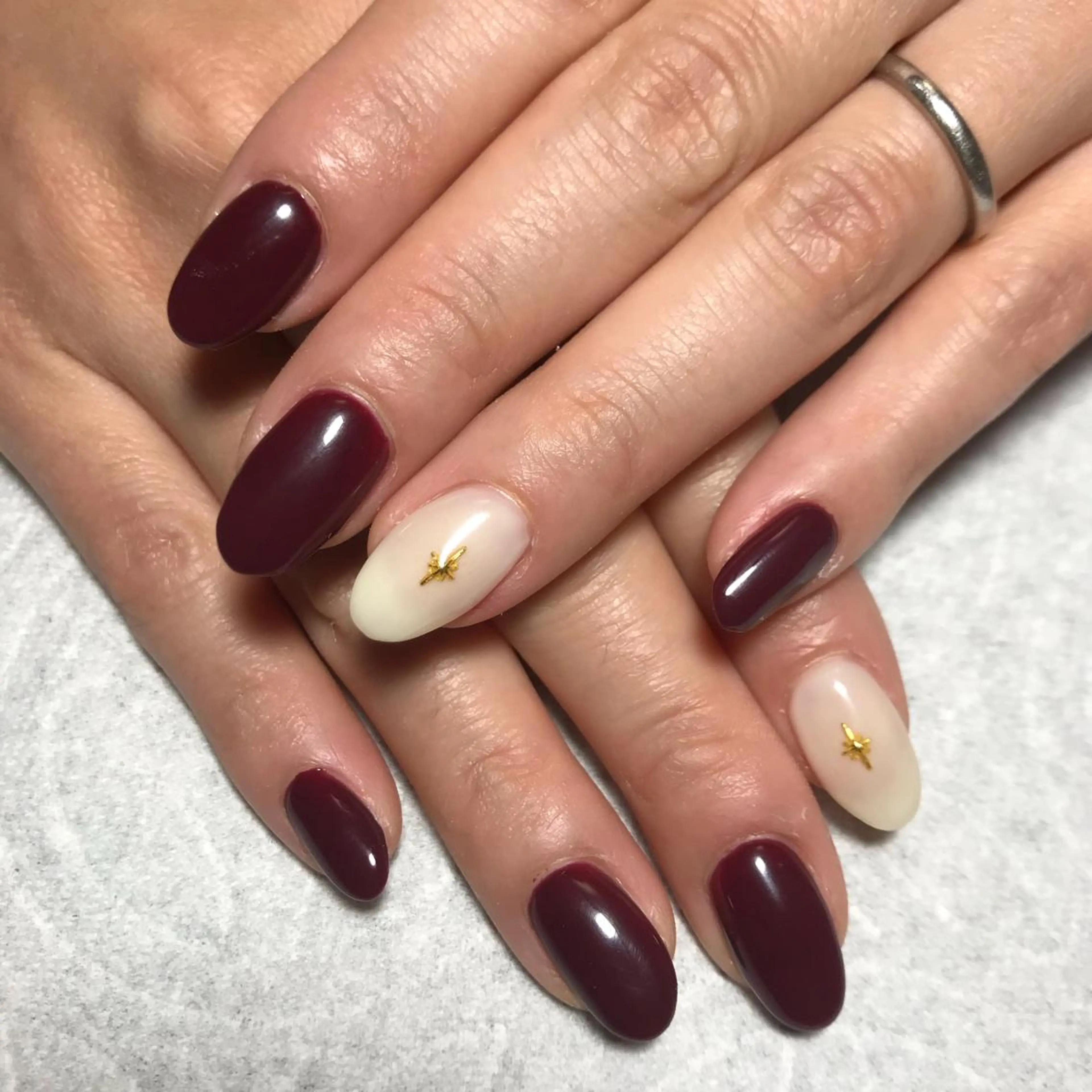 ネイル ECLAT エクラ所属・寺山 千鶴のネイルデザイン