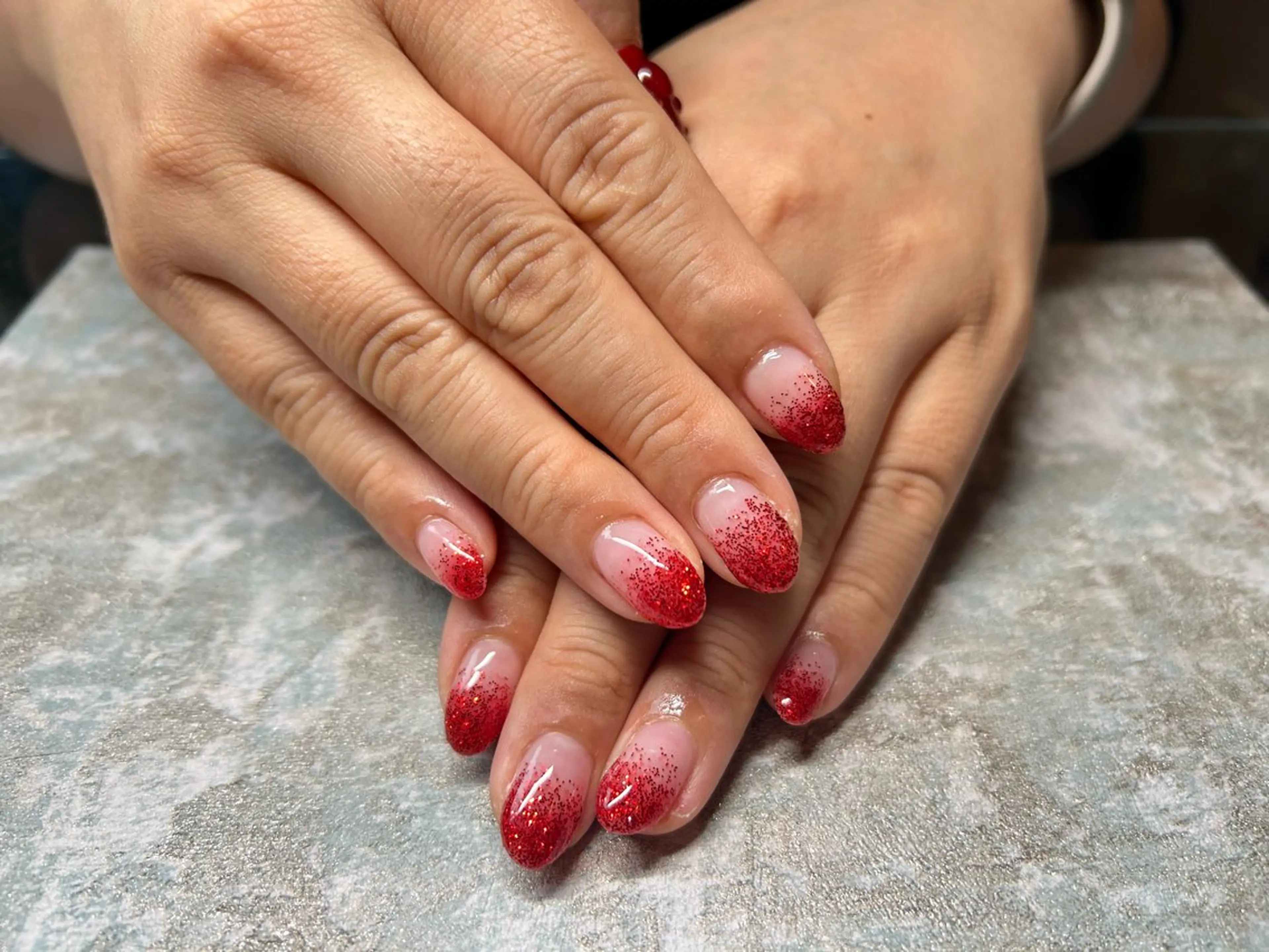 ネイル ラメ(グリッター) ラメグラデーション ハンドネイル Lisa’s Salonのネイルデザイン