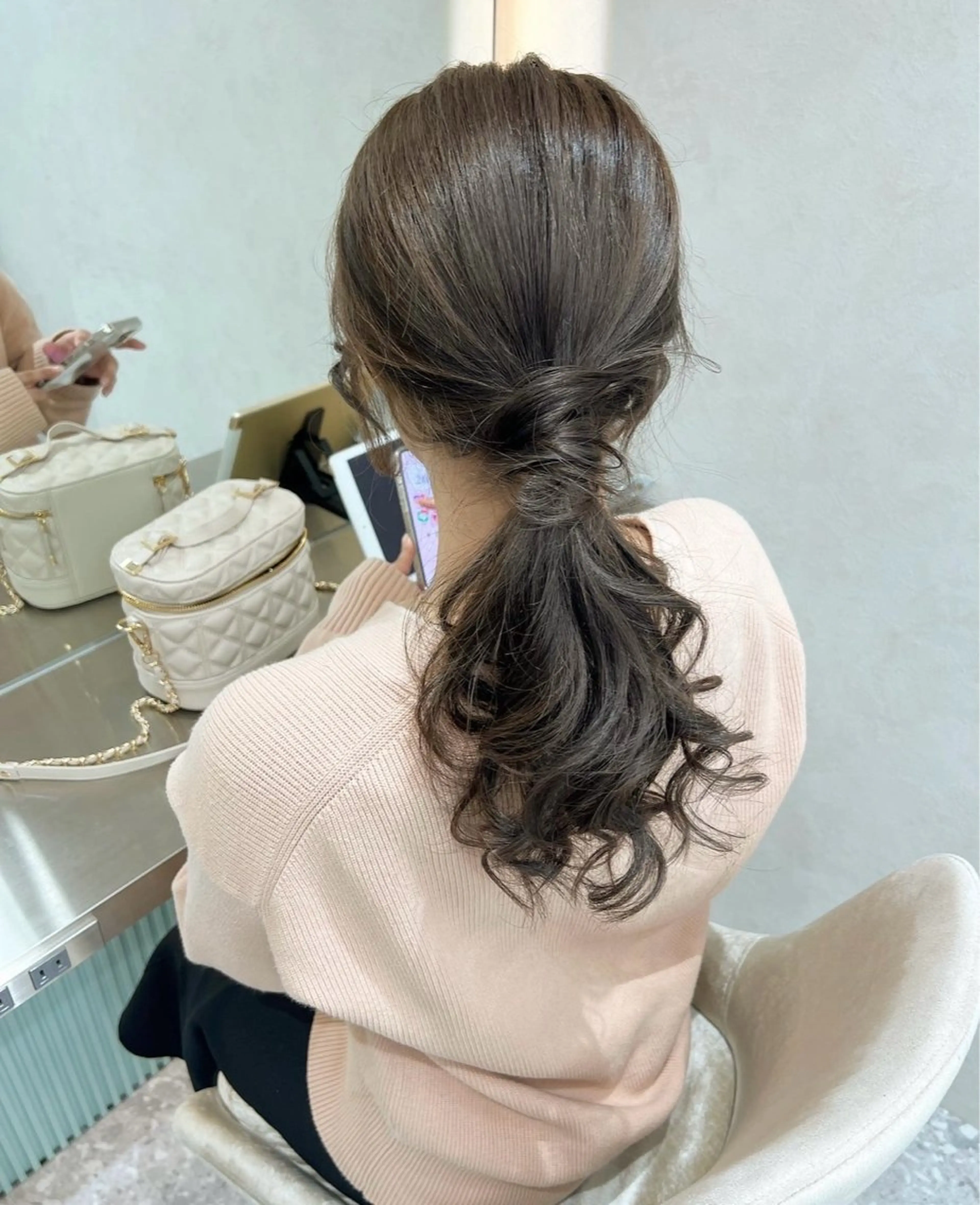 セミロング カラー ヘアアレンジ ヘアセット はるか/ヘアアレンジ カチモリ・ゆるふわのヘアスタイル