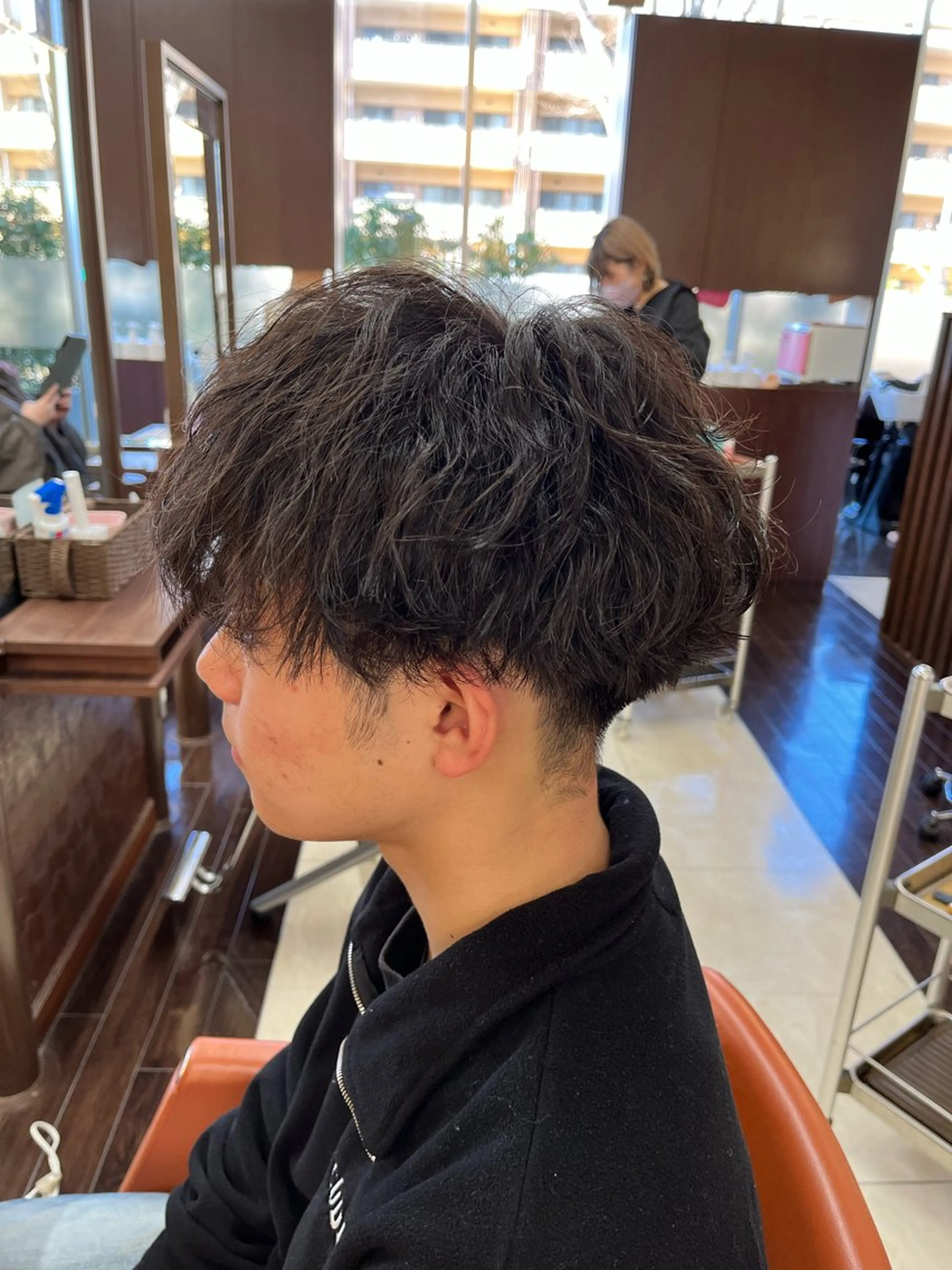 ショート パーマ メンズ マッシュ メンズパーマ 刈り上げ 波巻きパーマ スパイラルパーマ 🧊メンズ特化🧊 高木航希のヘアスタイル