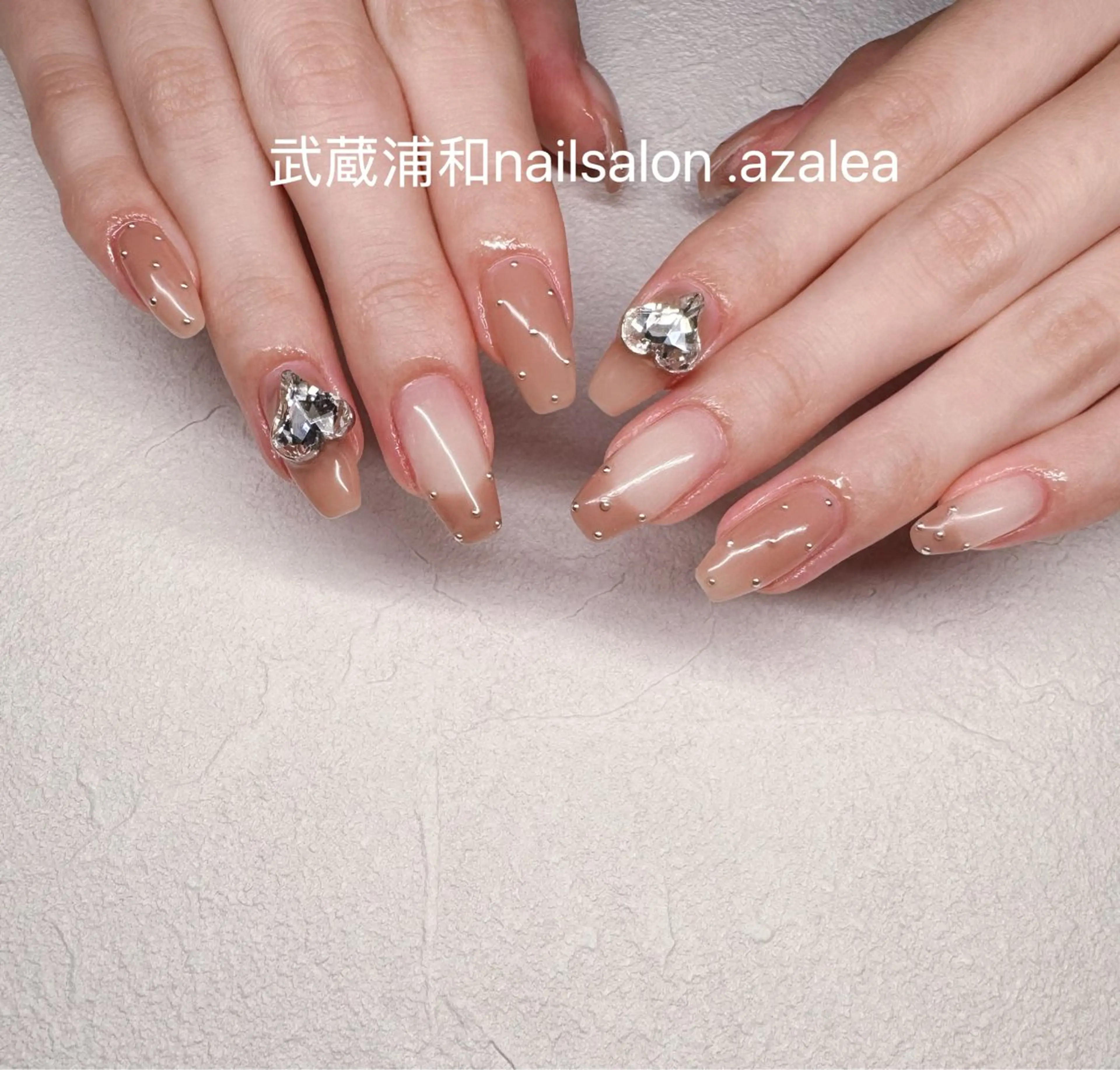 ネイル ハンドネイル R inのネイルデザイン