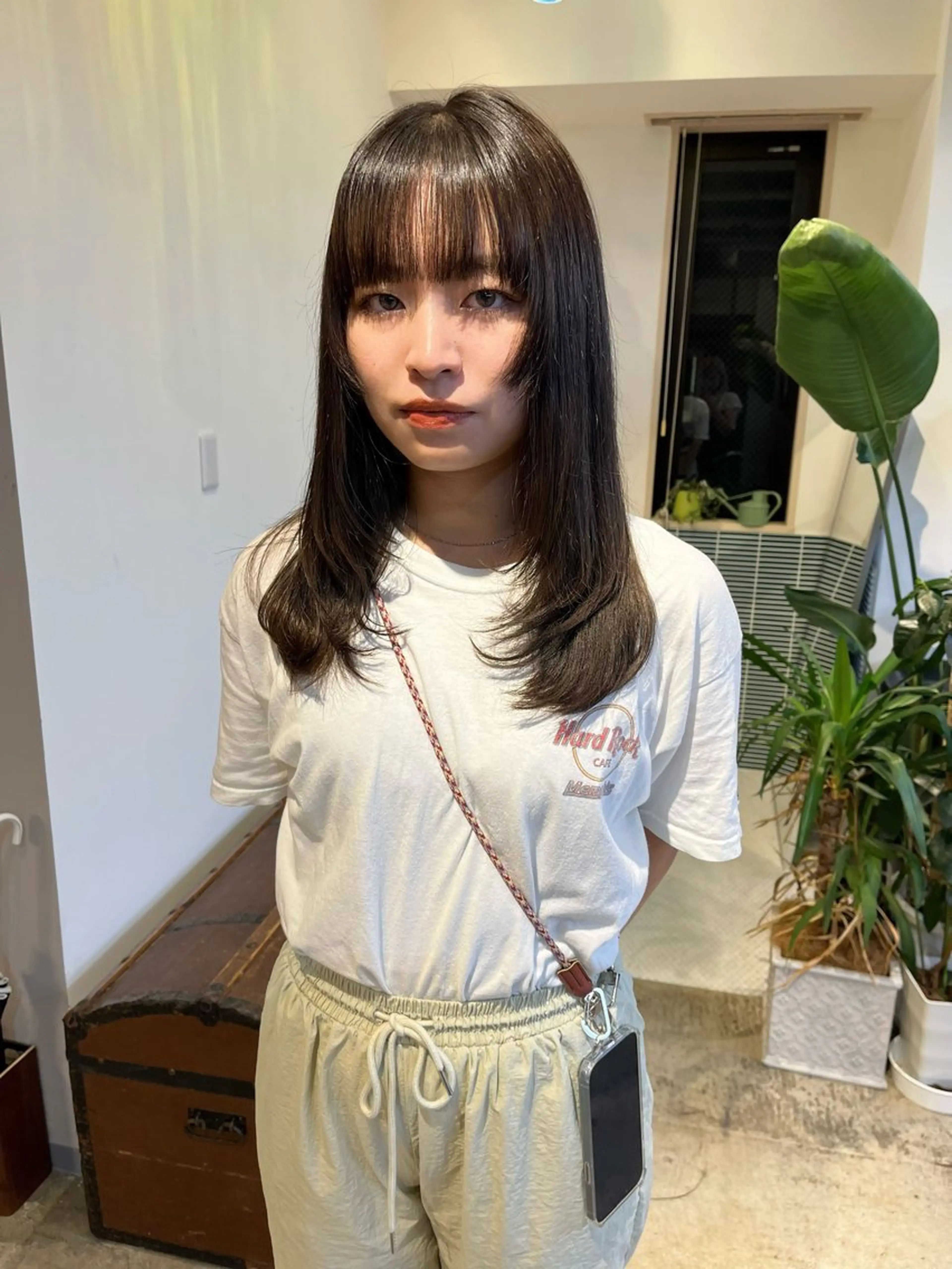 ミディアム カラー オリーブカラー レイヤーカット カット ヘアカラー トリートメント 🩷ハイトーン透明感 レイヤー🩷ユリカのヘアスタイル