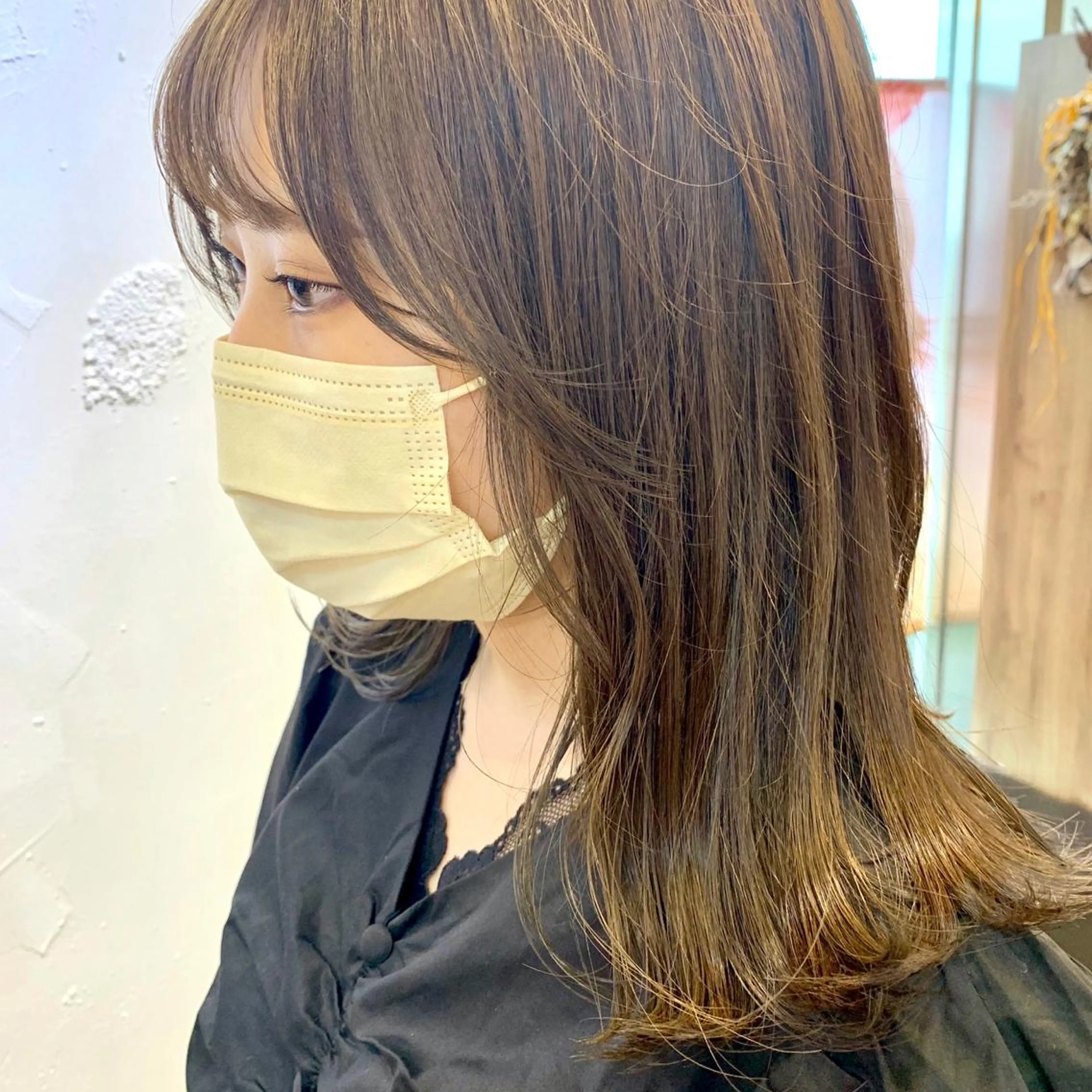 ミディアム カラー 小顔カット カット ヘアカラー Sana / 韓国ヘア / カラーのヘアスタイル