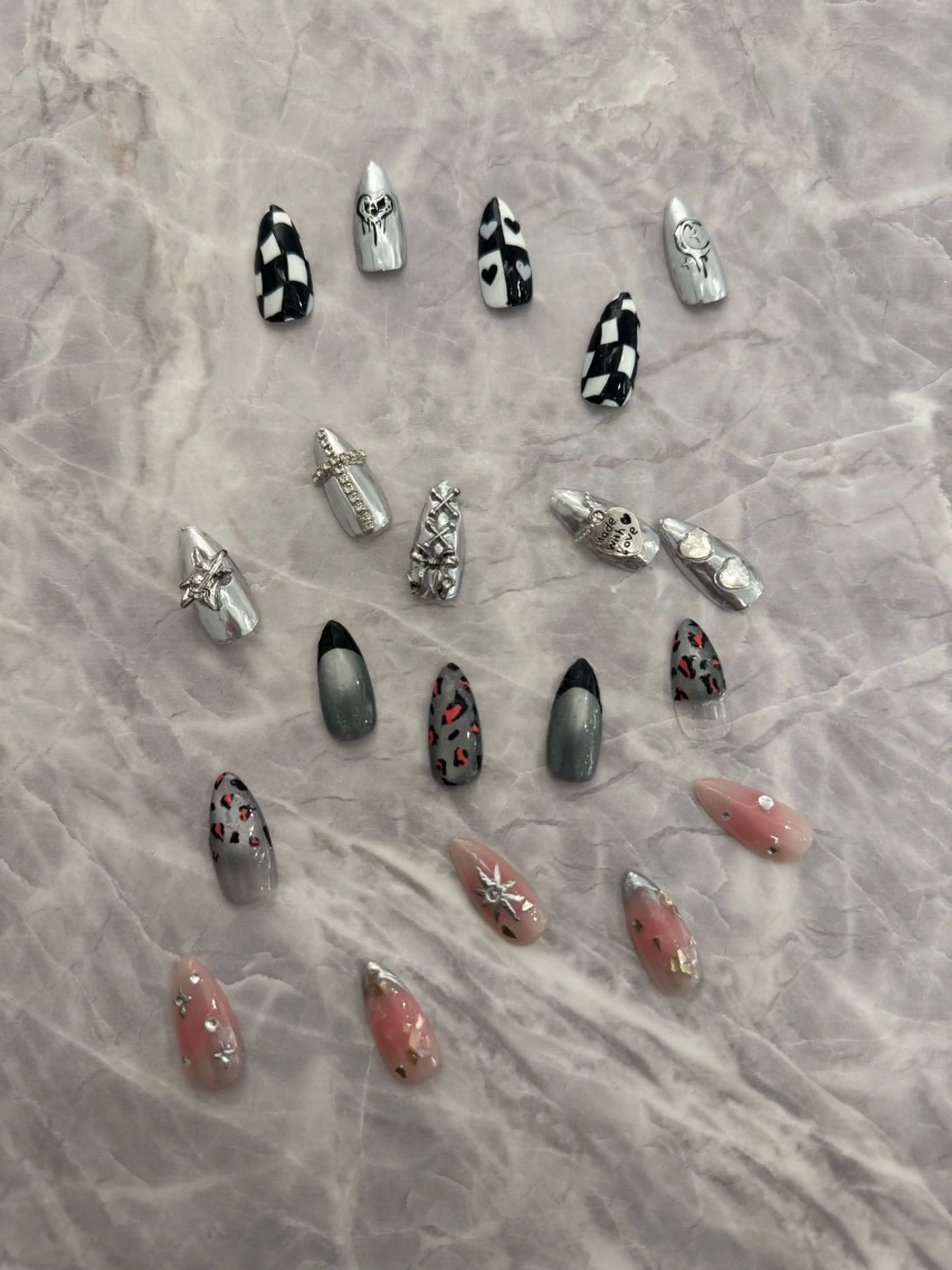 ネイル ハンドネイル Natsumi💎 堺筋本町ネイルサロンのネイルデザイン