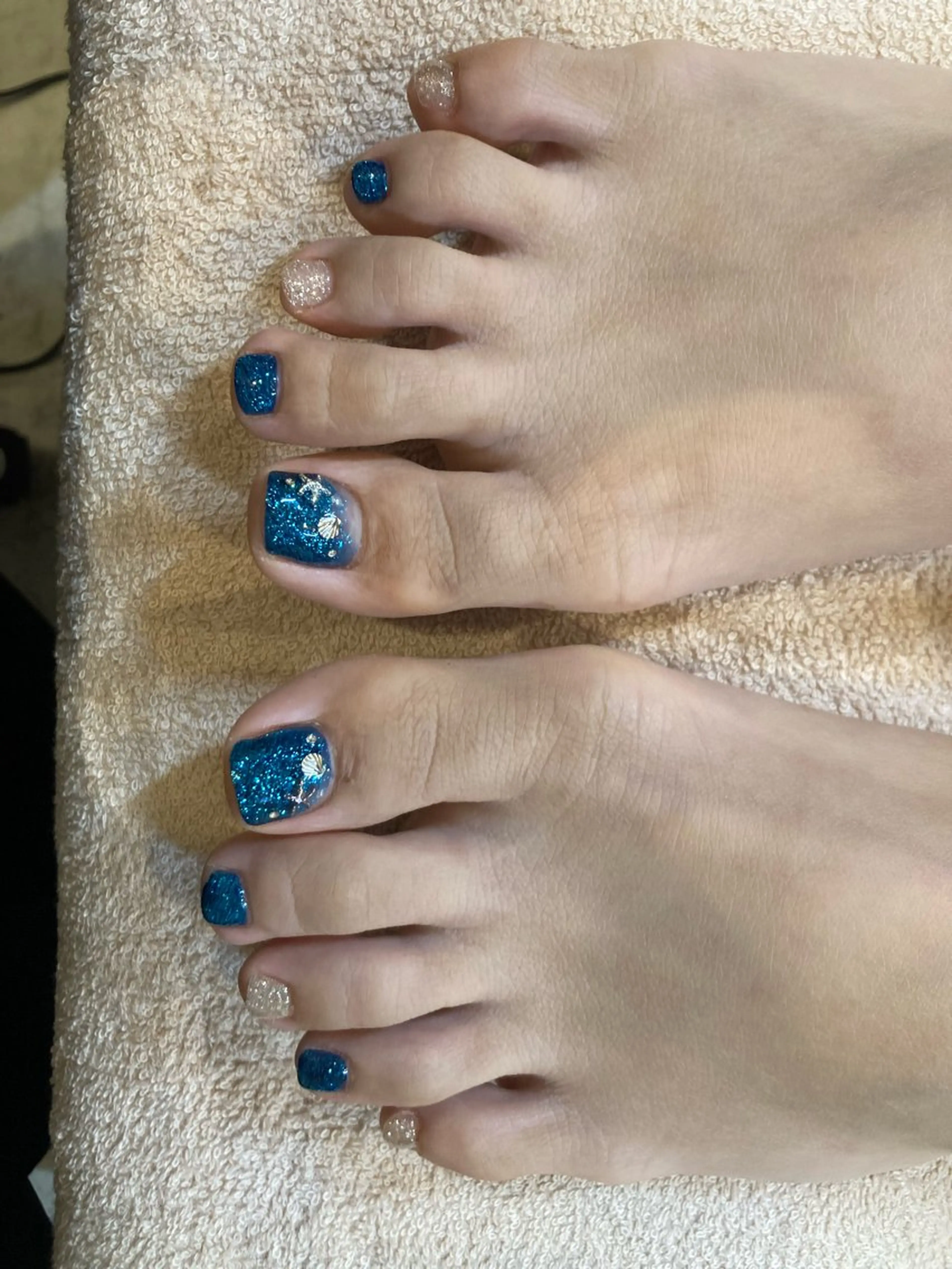 ネイル 二宮 朋美のネイルデザイン