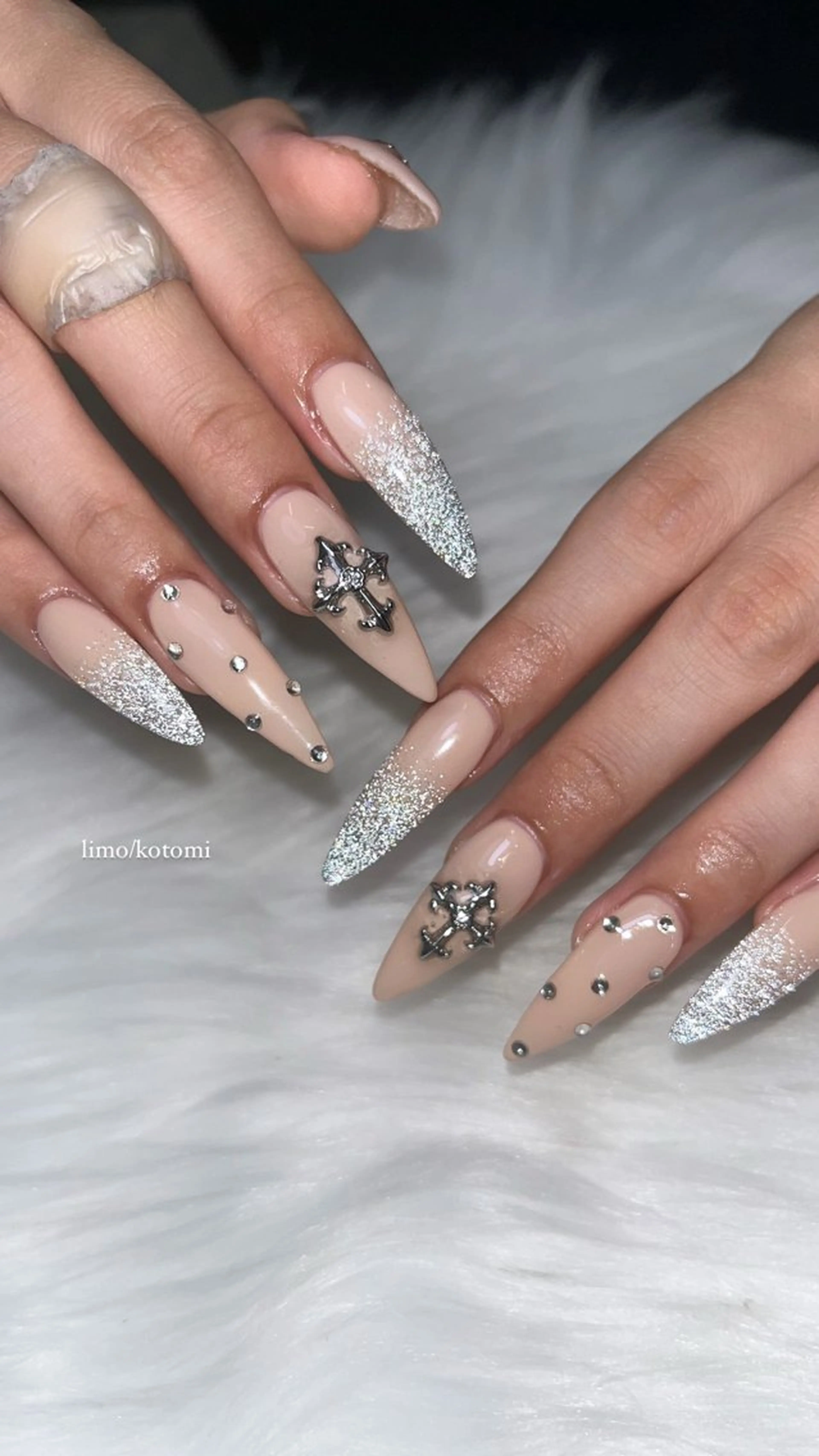 ネイル ハンドネイル limo/ kotomiのネイルデザイン
