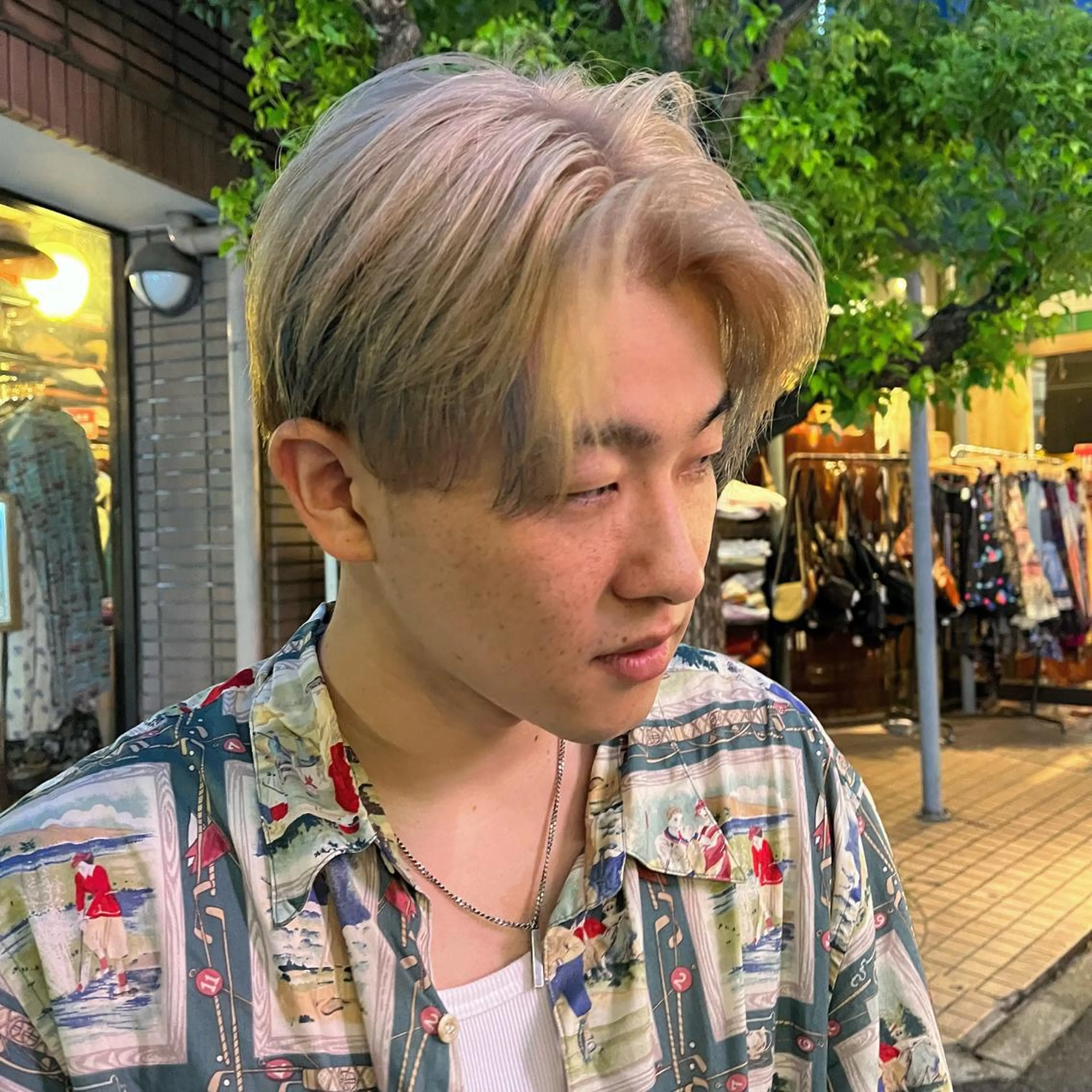 ショート カラー メンズ ボブハイトーン🦖 デザインMAMIのヘアスタイル