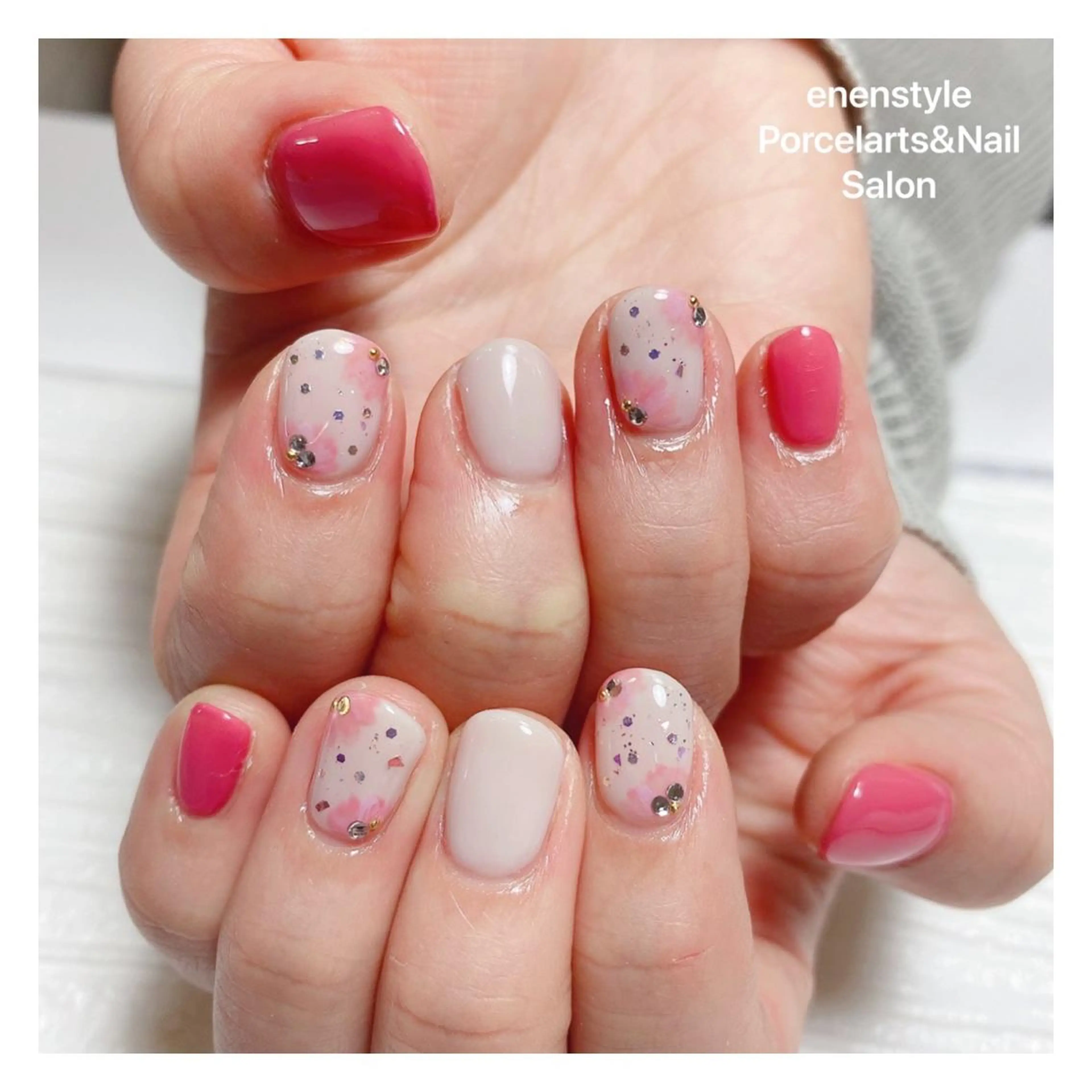 ショート ネイル ハンドネイル 👑enen style👑のネイルデザイン