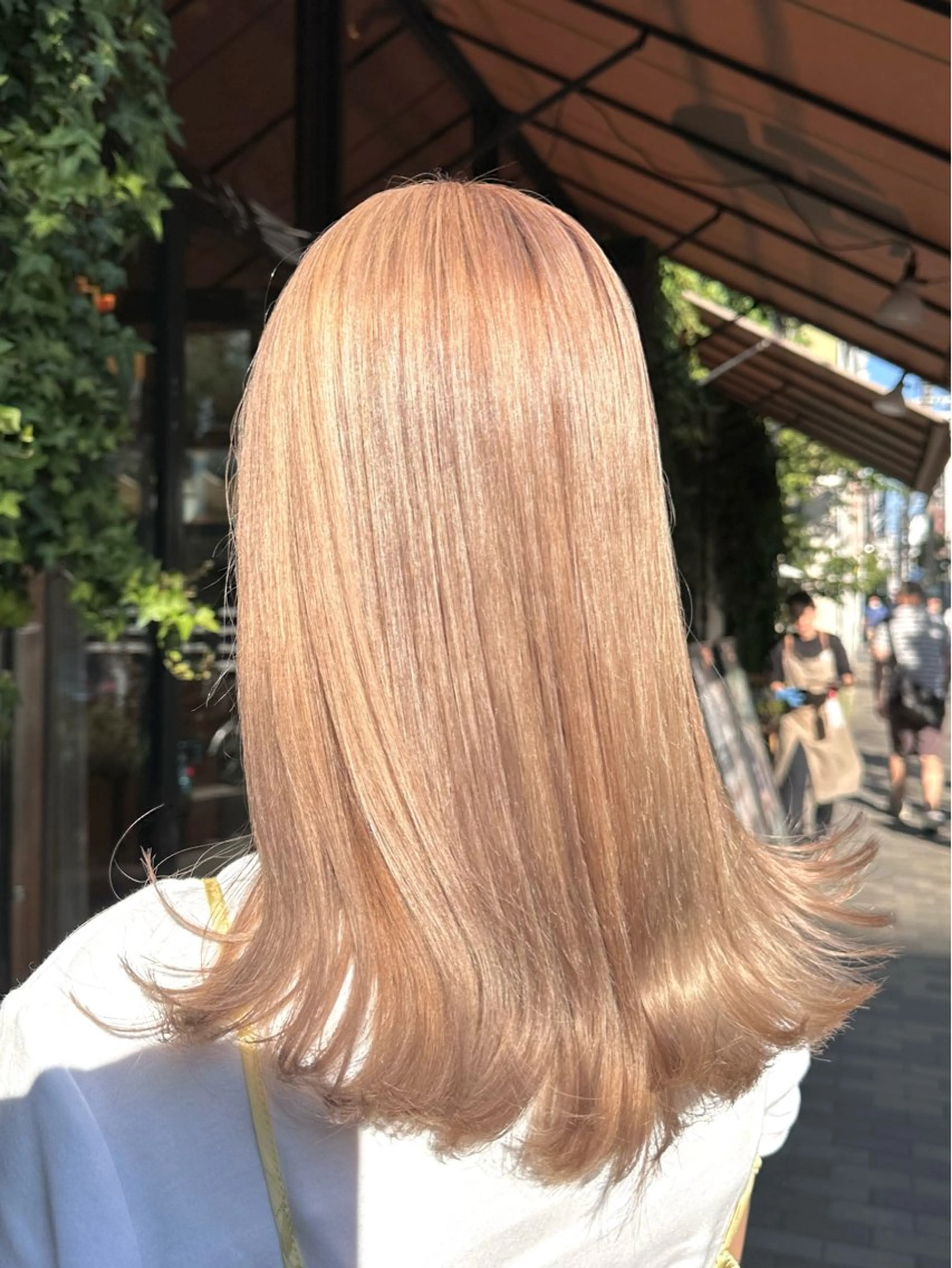 ミディアム カラー ベージュカラー ブリーチ ブラウンカラー ケアブリーチ ケアカラー peakshair所属・堀江/レイヤーカット 𝒀𝑼𝑻𝑶のヘアスタイル