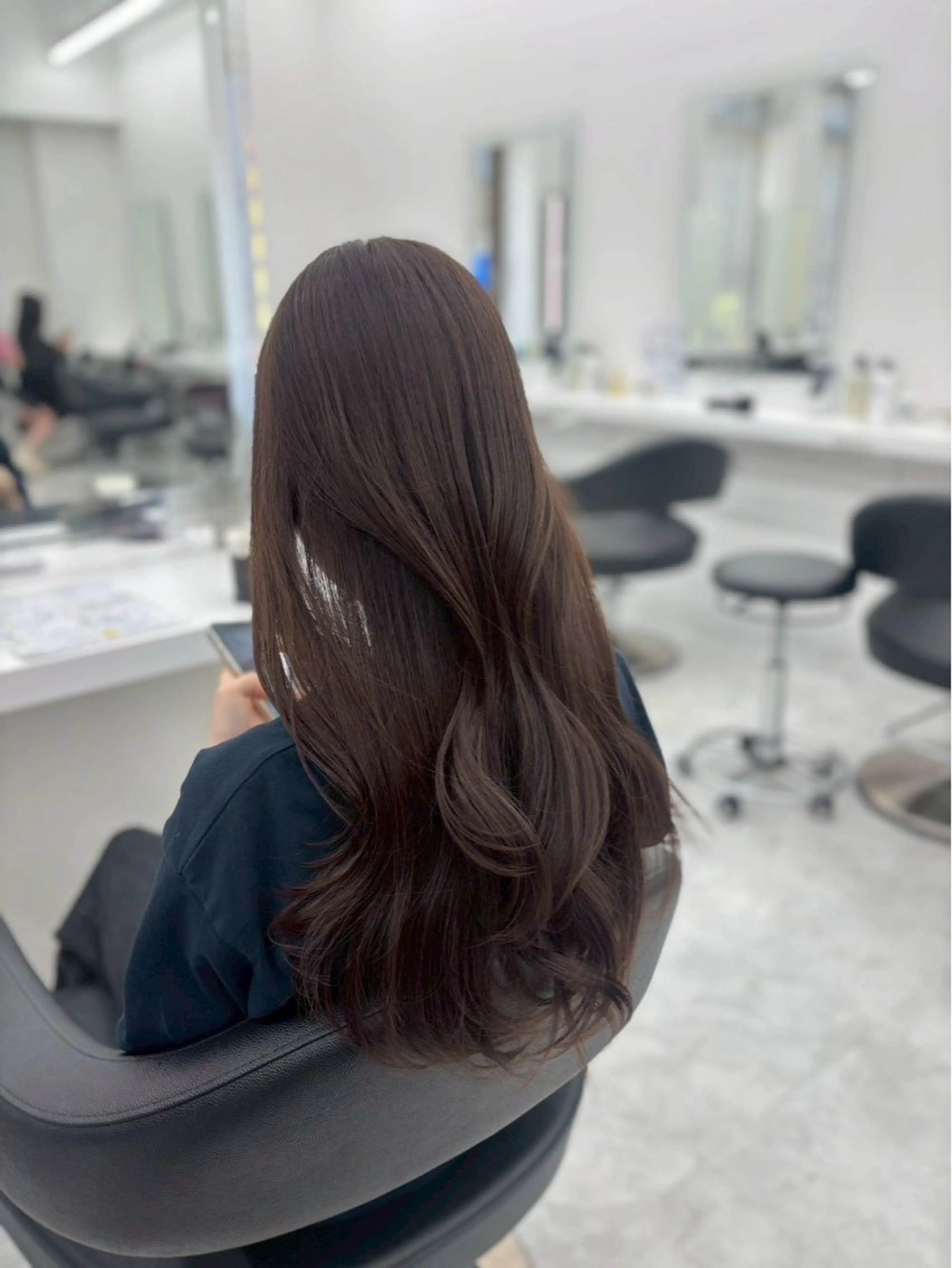 ロング カラー ヘアカラー うる艶ワンホン🖤 HINANOのヘアスタイル