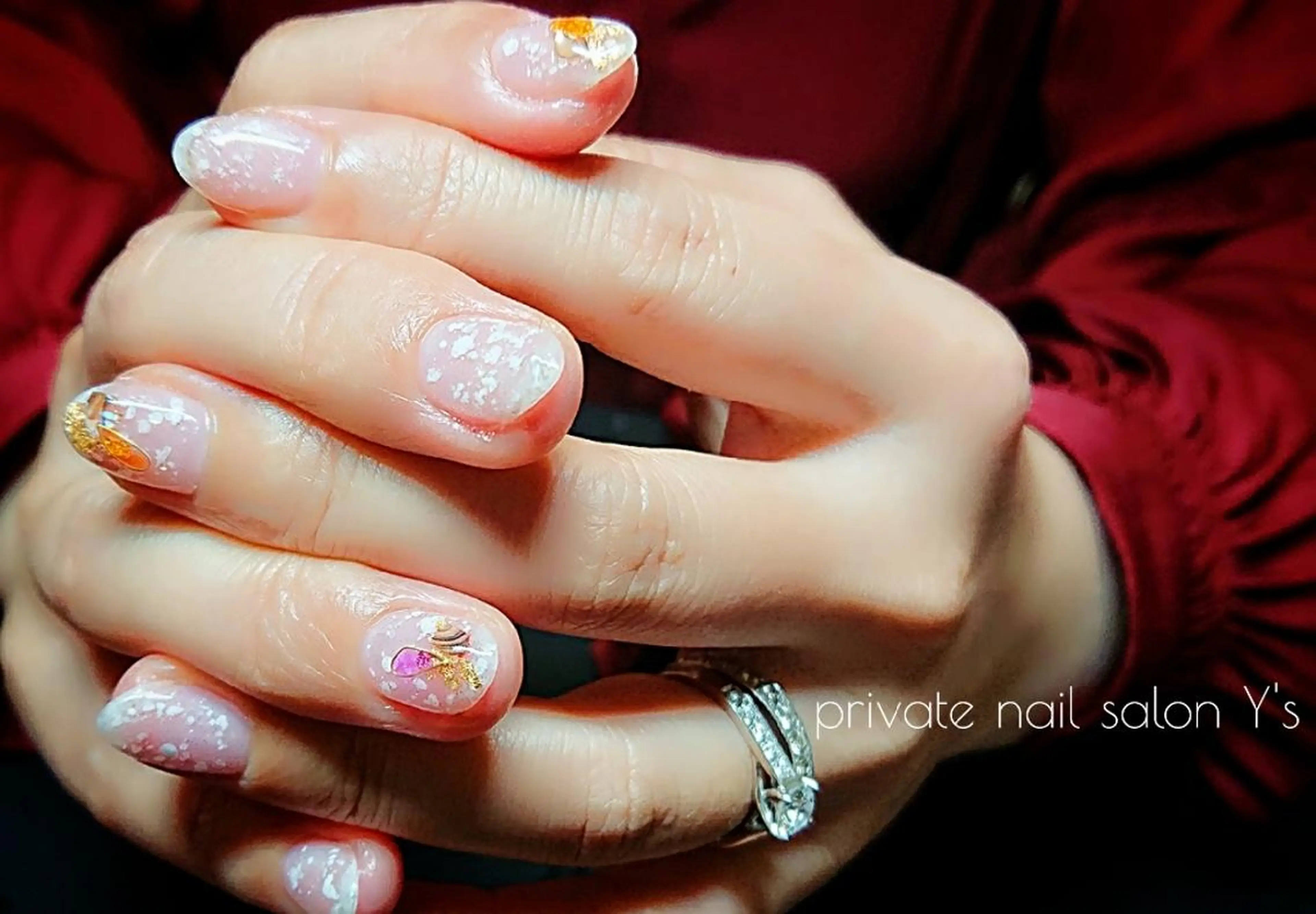 ネイル YUMI NAGAI  のネイルデザイン