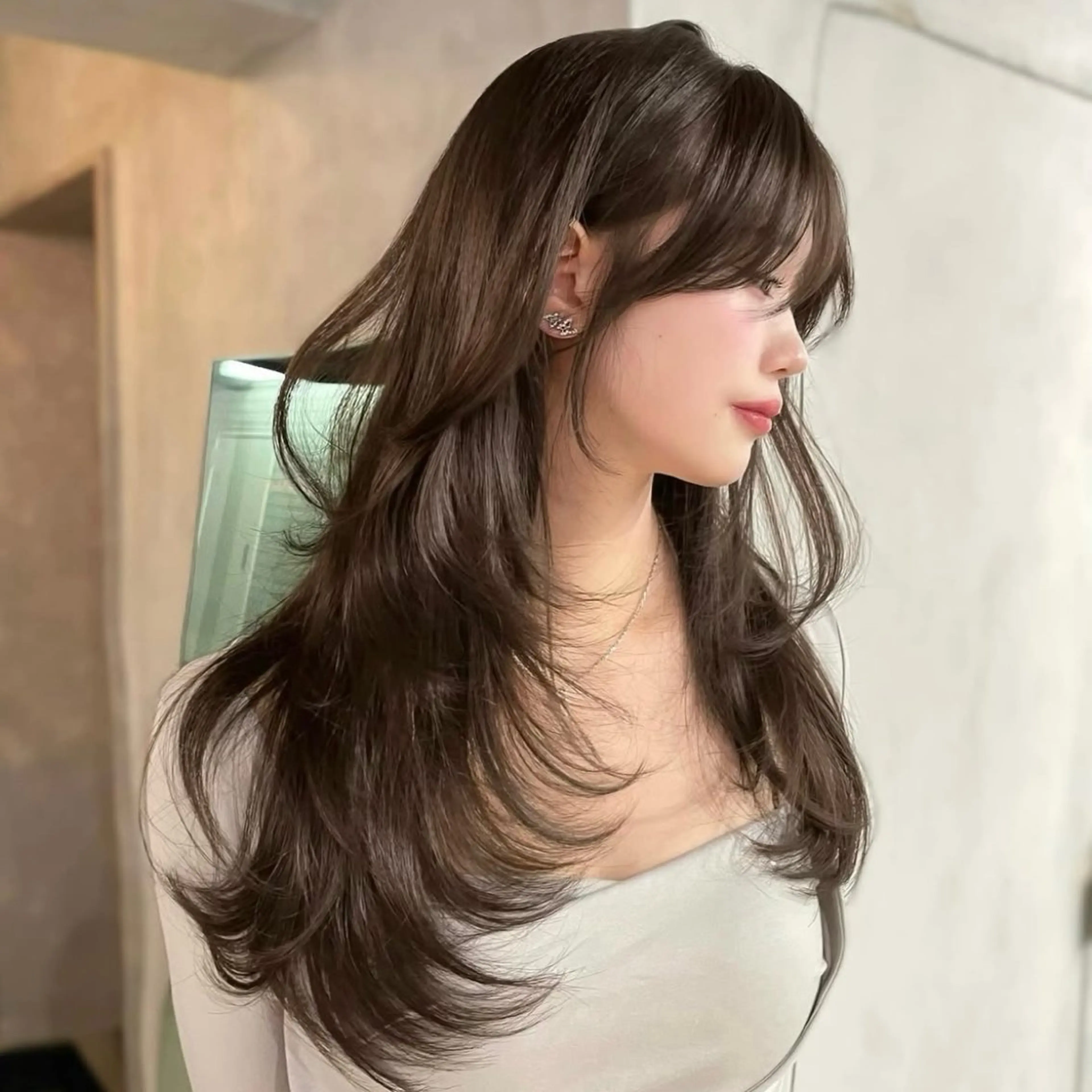 ロング カラー ブリーチ 透明感カラー グレージュ ブリーチなしカラー レイヤーカット モテ韓国ヘア/ レイヤー🤍RIKAのヘアスタイル