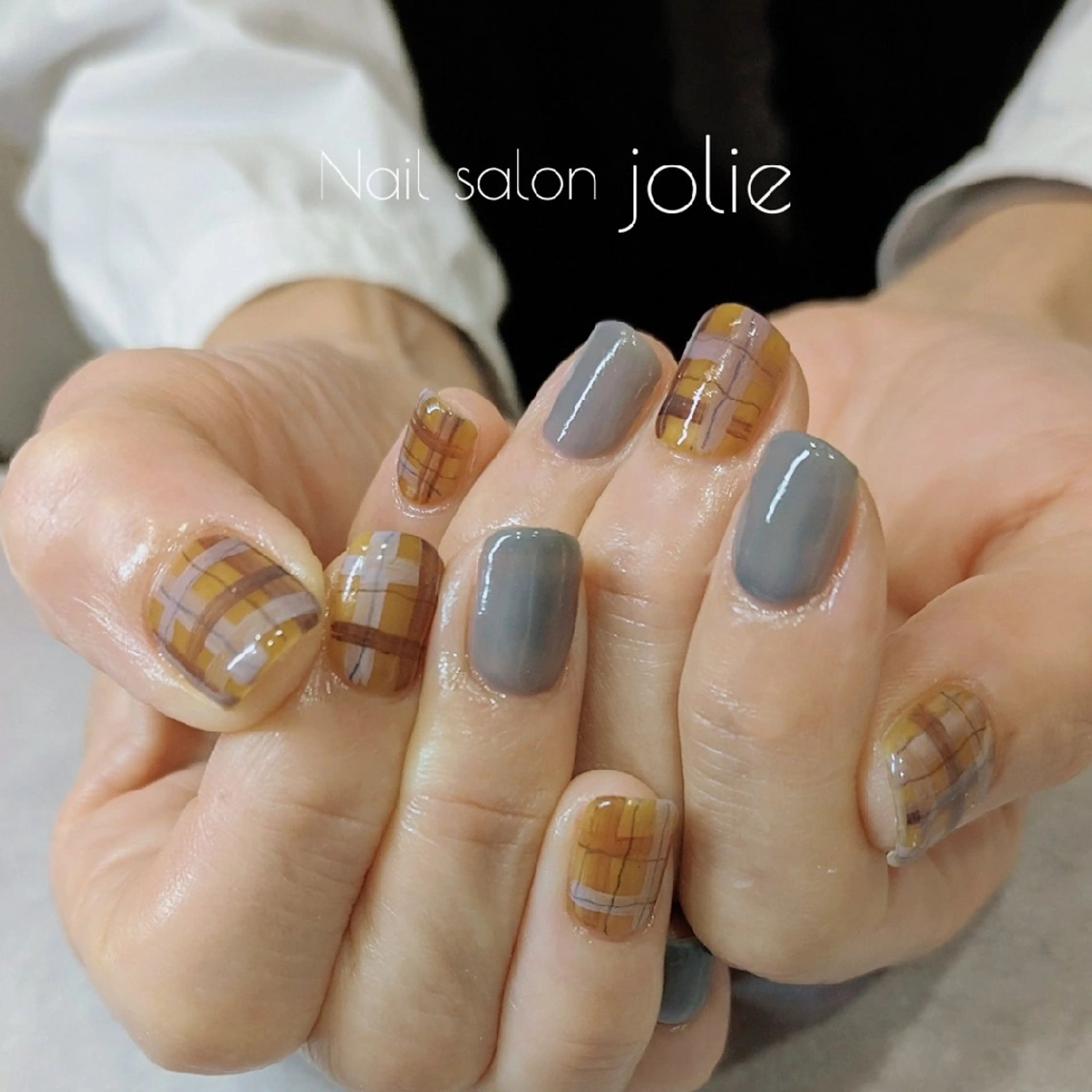 ネイル ハンドネイル jolie  ISIHARAのネイルデザイン