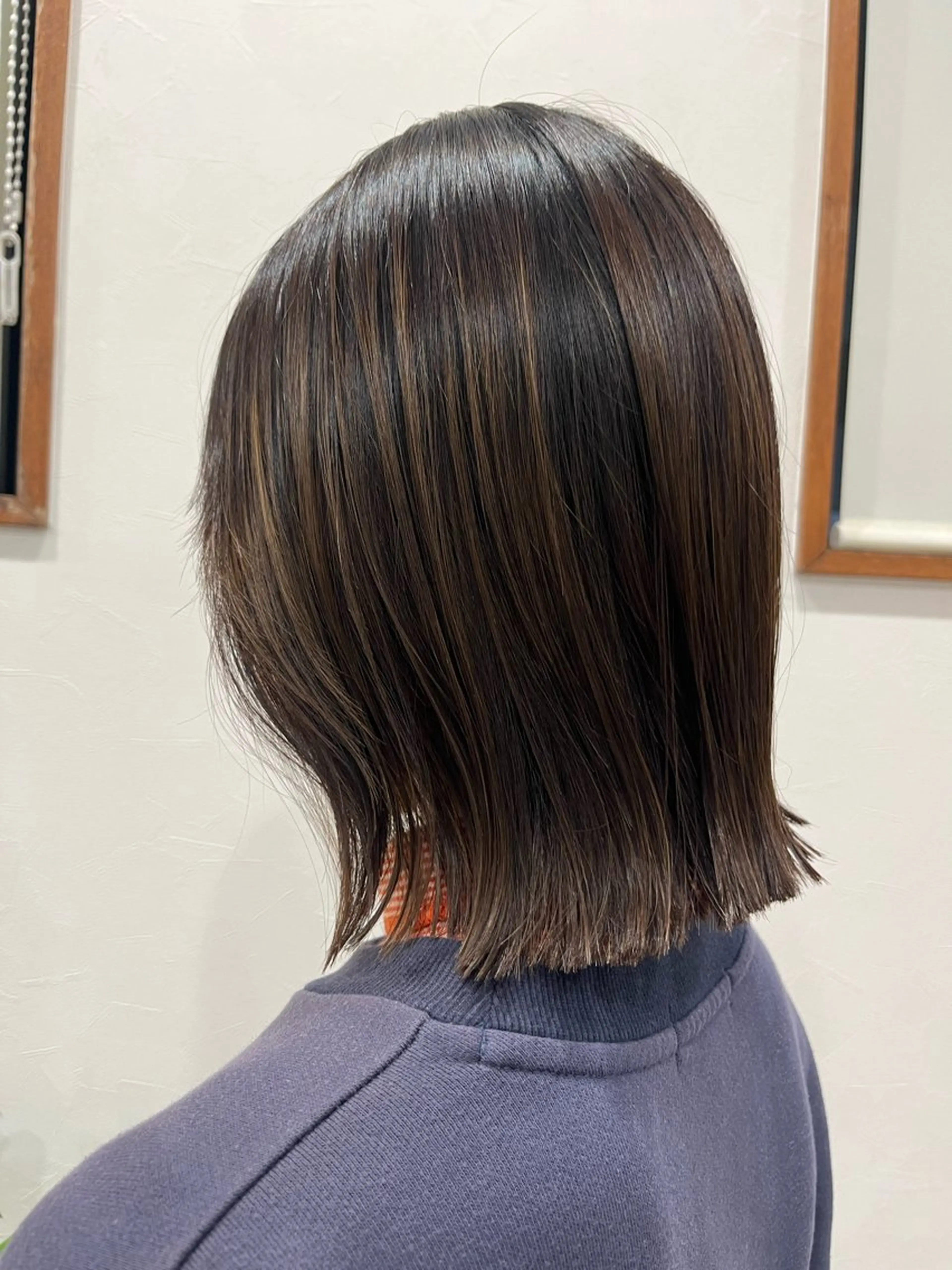 ミディアム ボブ 外ハネヘア anon Loemのヘアスタイル