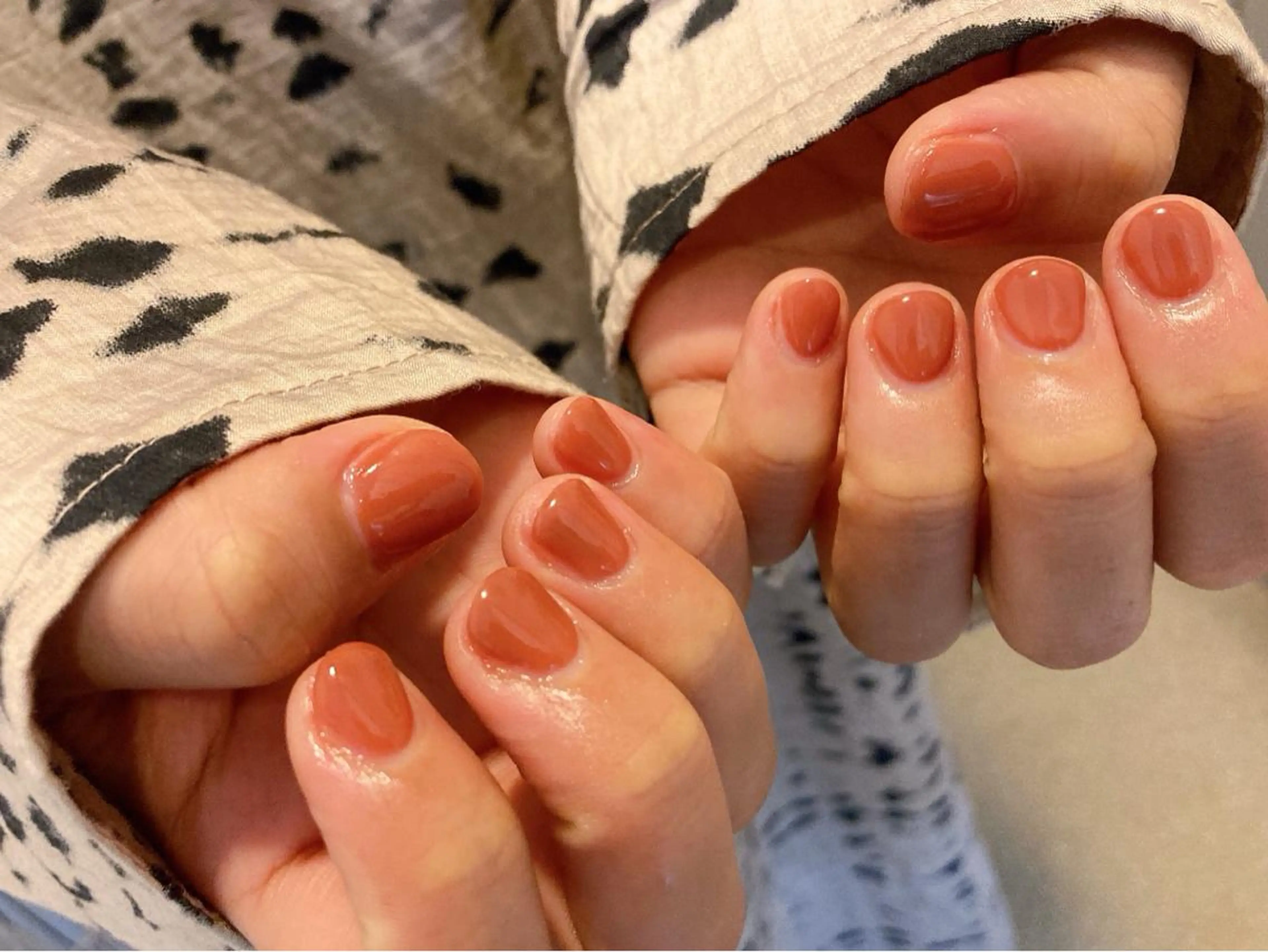 ネイル オレンジ ハンドネイル mogunail &blowのネイルデザイン