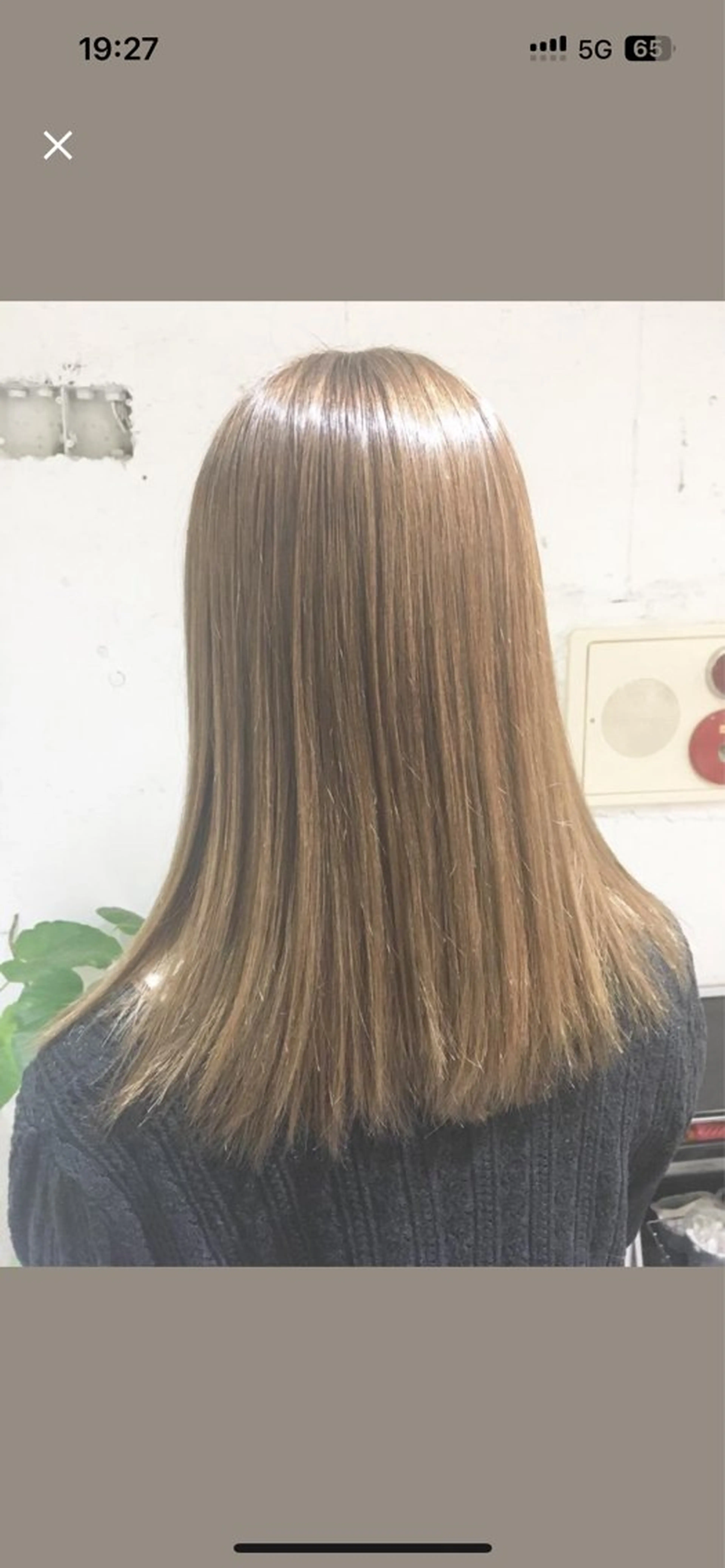 セミロング カラー IT by ALBUM立川のヘアスタイル