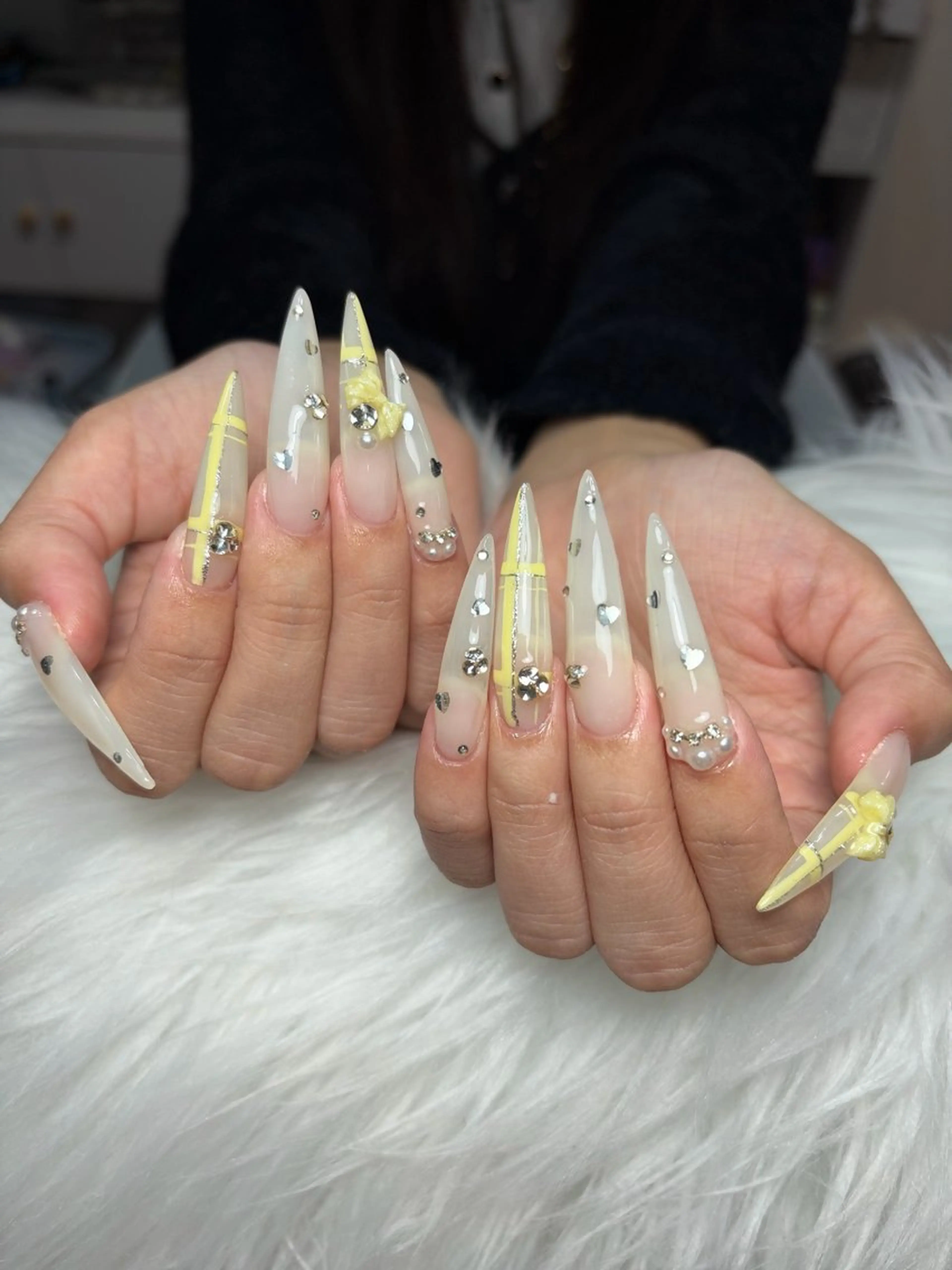 ネイル アートネイル 長さ出し ジェルネイル マグネットネイル ニュアンスネイル ハンドネイル Cloudy Chan Nailのネイルデザイン