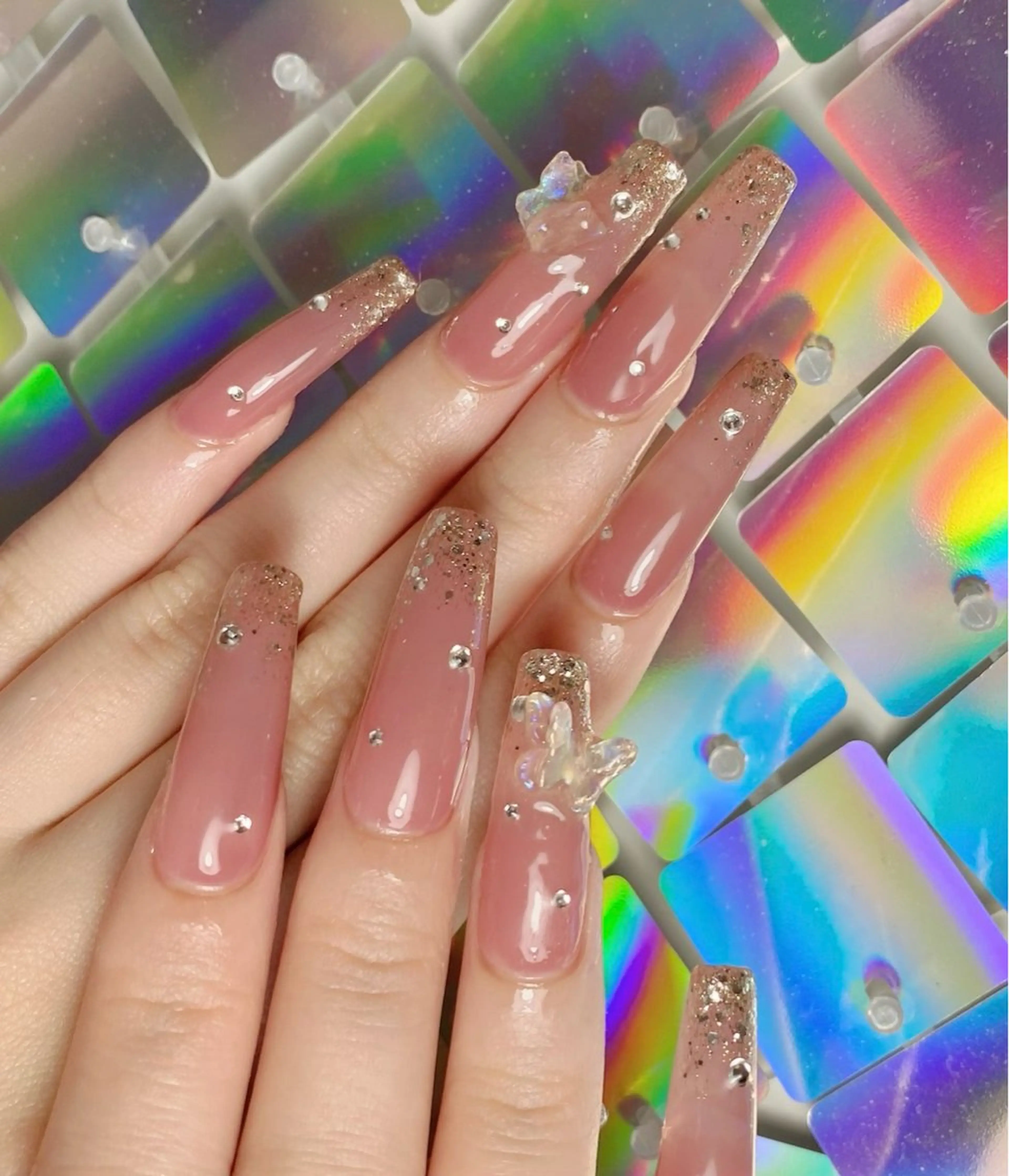 ✨️超期間限定✨️【オフなし×】長さ出し🫶🏻チップorスカルプ 🌺 持ち込みデザイン‎🫶の写真