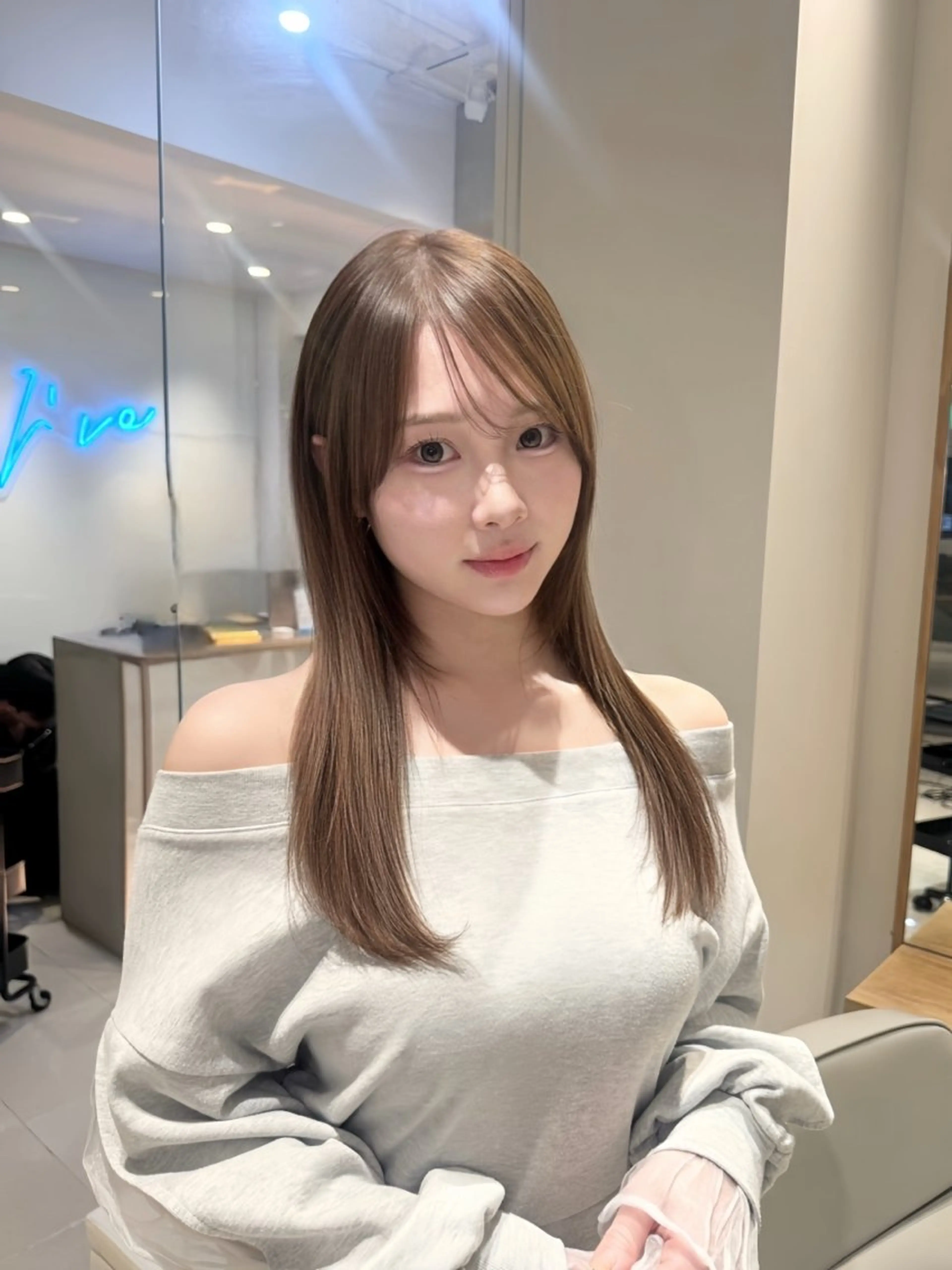 ロング カット ヘアカラー トリートメント 🩶ブリーチ/ レイヤー🩶フミカのヘアスタイル