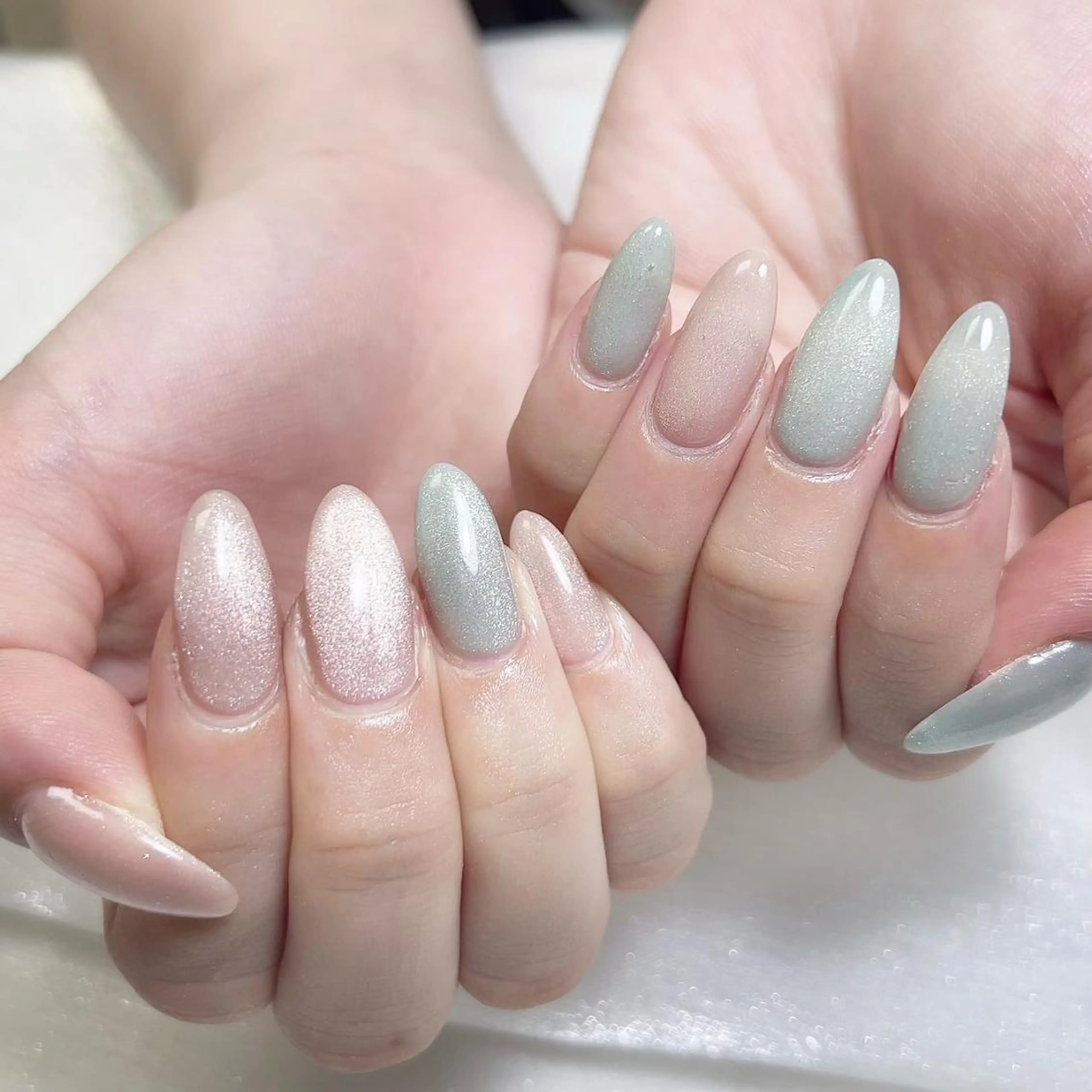 ネイル マグネットネイル ハンドネイル Nail salon 木にいるのネイルデザイン