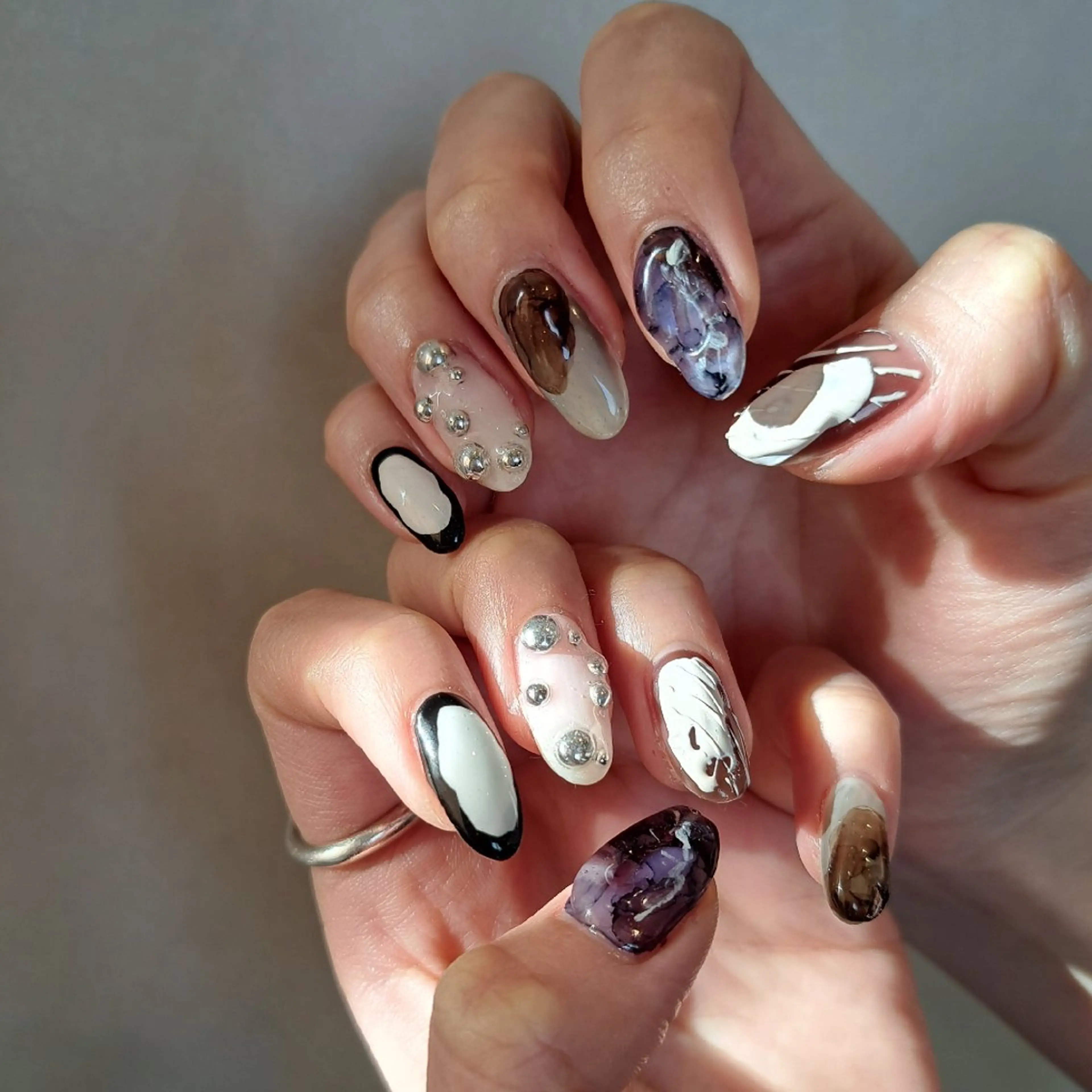 ネイル アートネイル 持ち込み ニュアンスネイル ぷっくりネイル ハンドネイル Nail mood デザイン持ち込みokのネイルデザイン