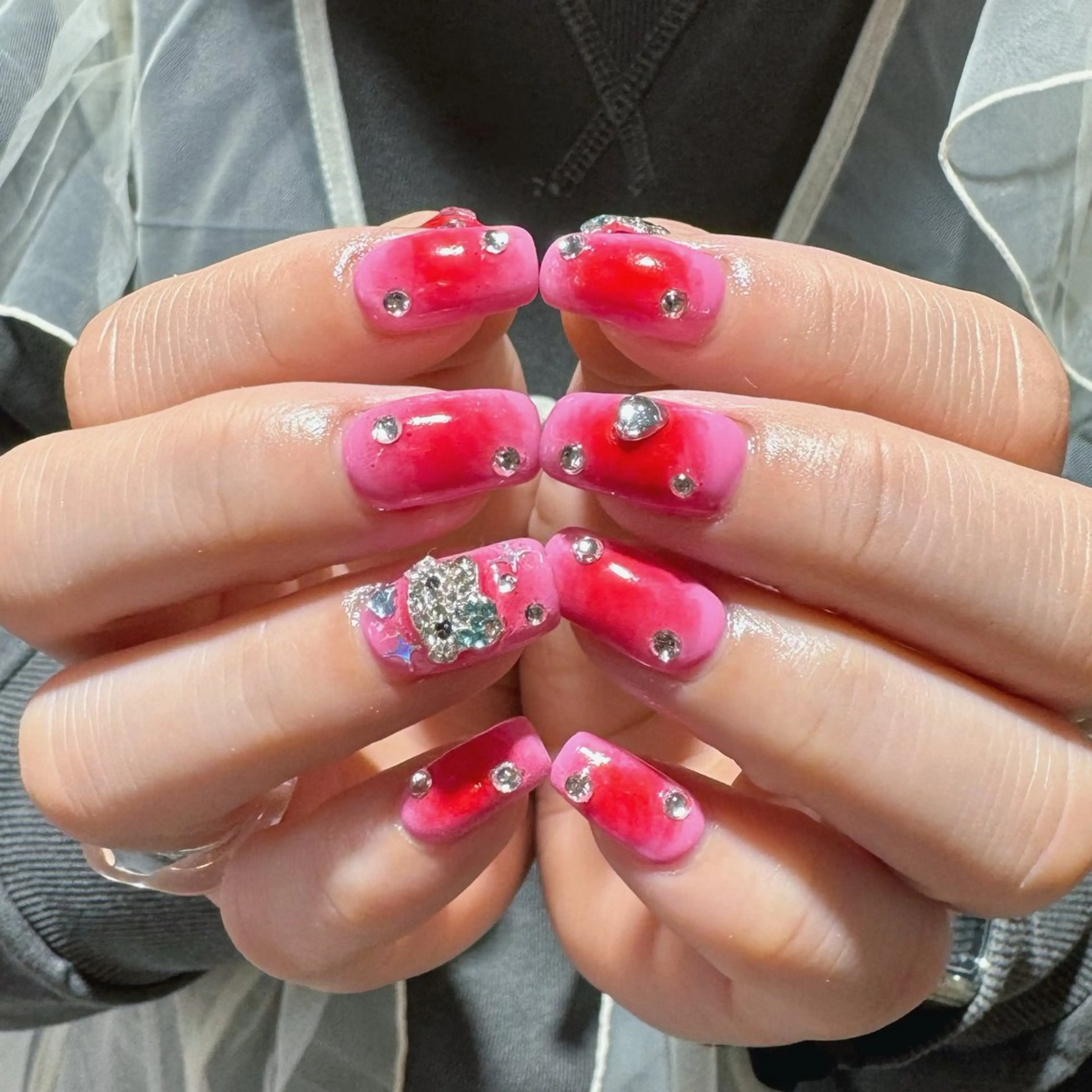 ネイル ハンドネイル 🍒 akariのネイルデザイン