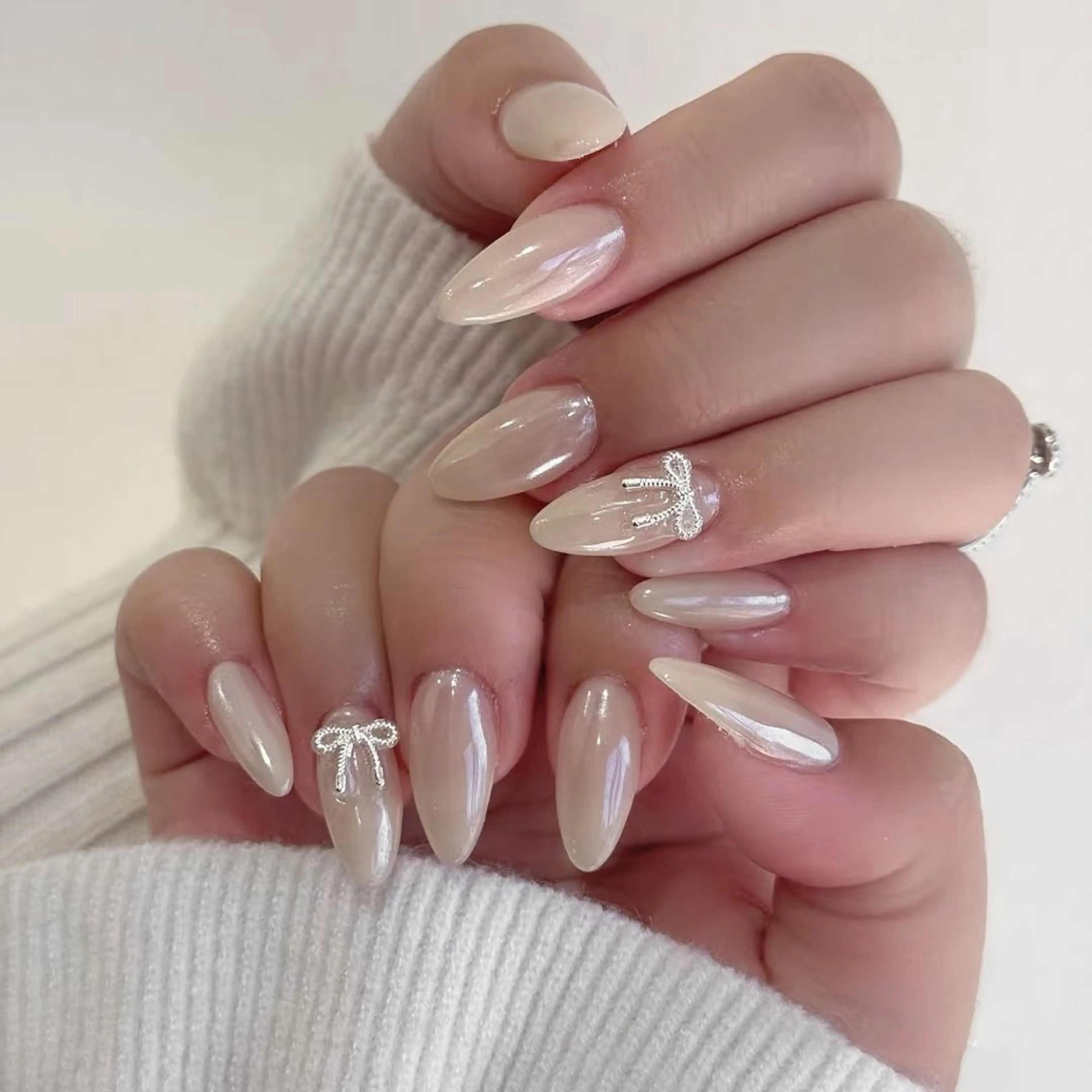 ネイル フラワーネイル フレンチネイル ジェルネイル ガラスフレンチ ハート ハンドネイル BabyYouMi nailのネイルデザイン