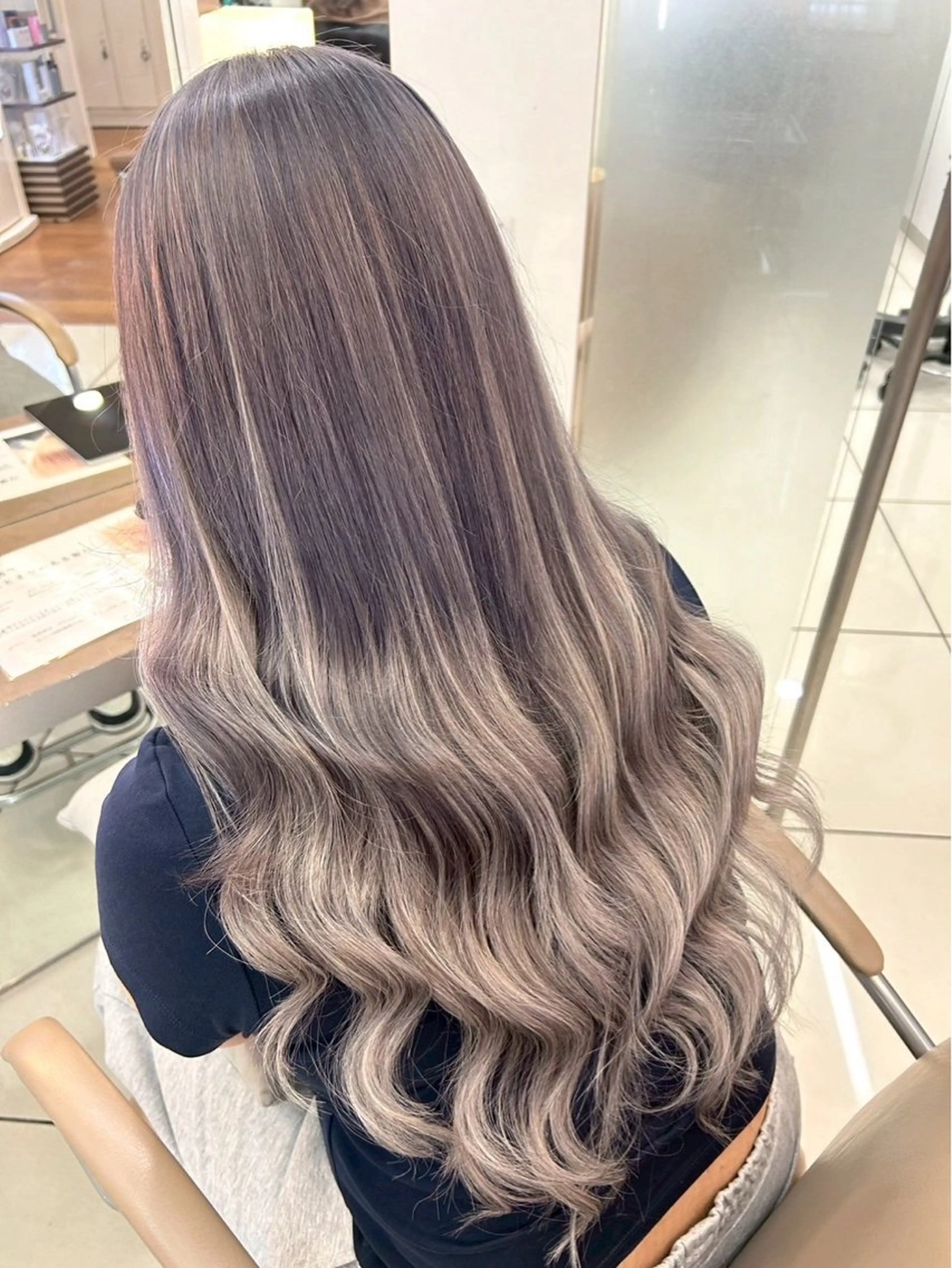 ロング カラー 羽エクステ/シール エクステ/横浜駅5分のヘアスタイル