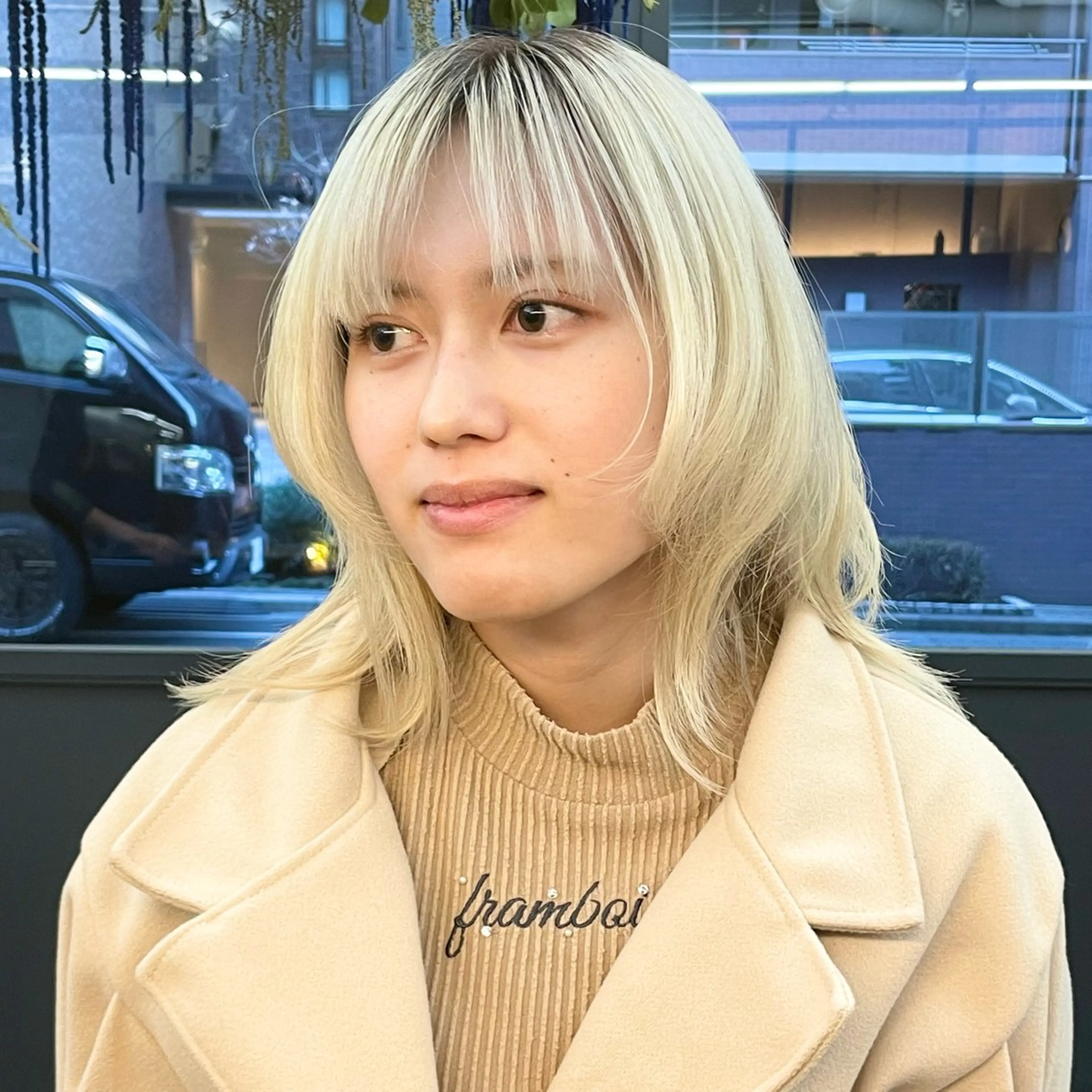 ミディアム カラー メンズ メンズブリーチ メンズウルフカット ブリーチ ブロンド ホワイトブロンド カット ヘアカラー トリートメント ヘアセット ✂︎ウルフ・ショート ✂︎MIKUNIのヘアスタイル