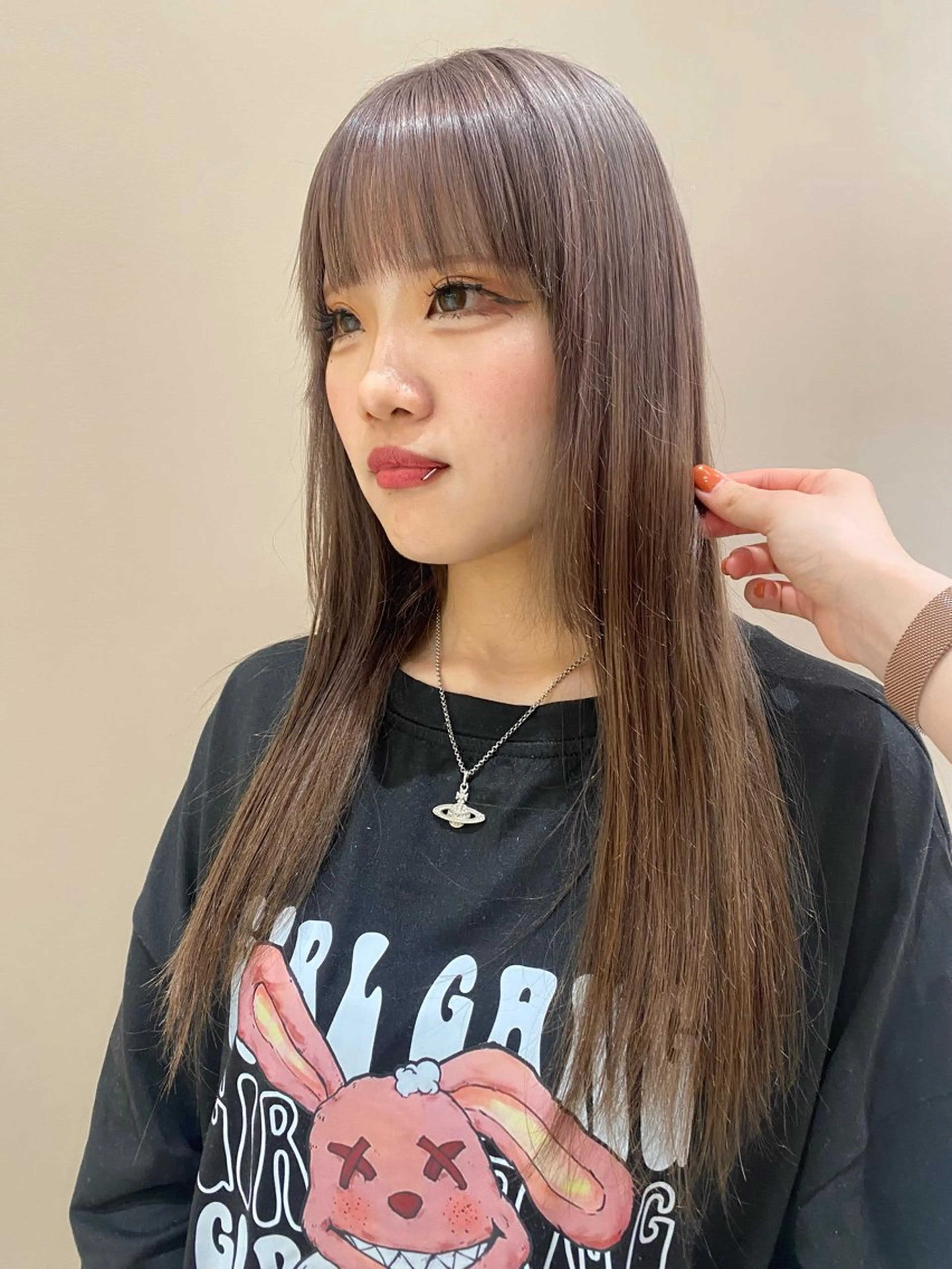 ロング カラー ヘアカラー ベージュ/アレンジ /横浜/杉本千夏のヘアスタイル