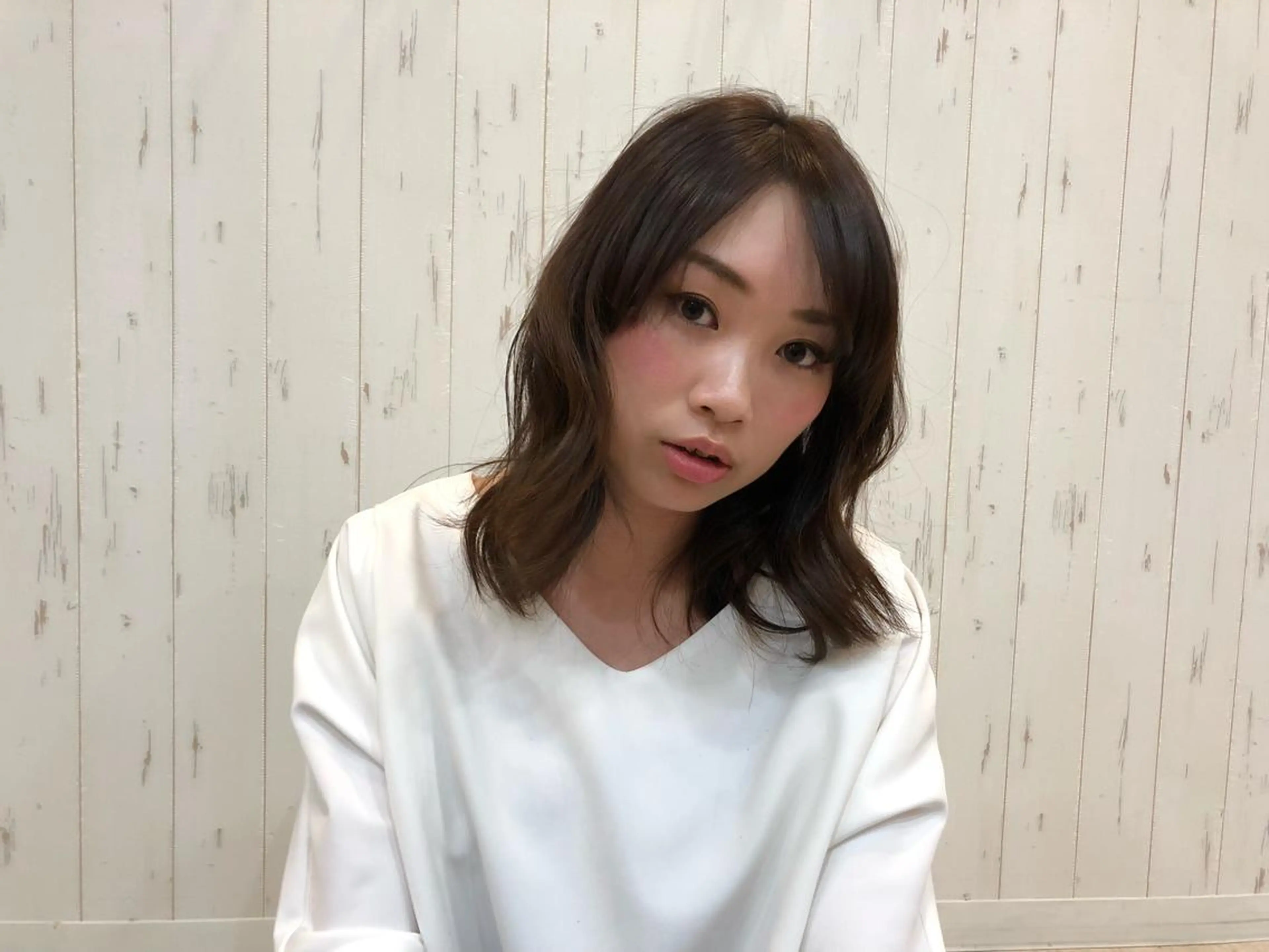 ミディアム カラー KAIzen. tomoのヘアスタイル