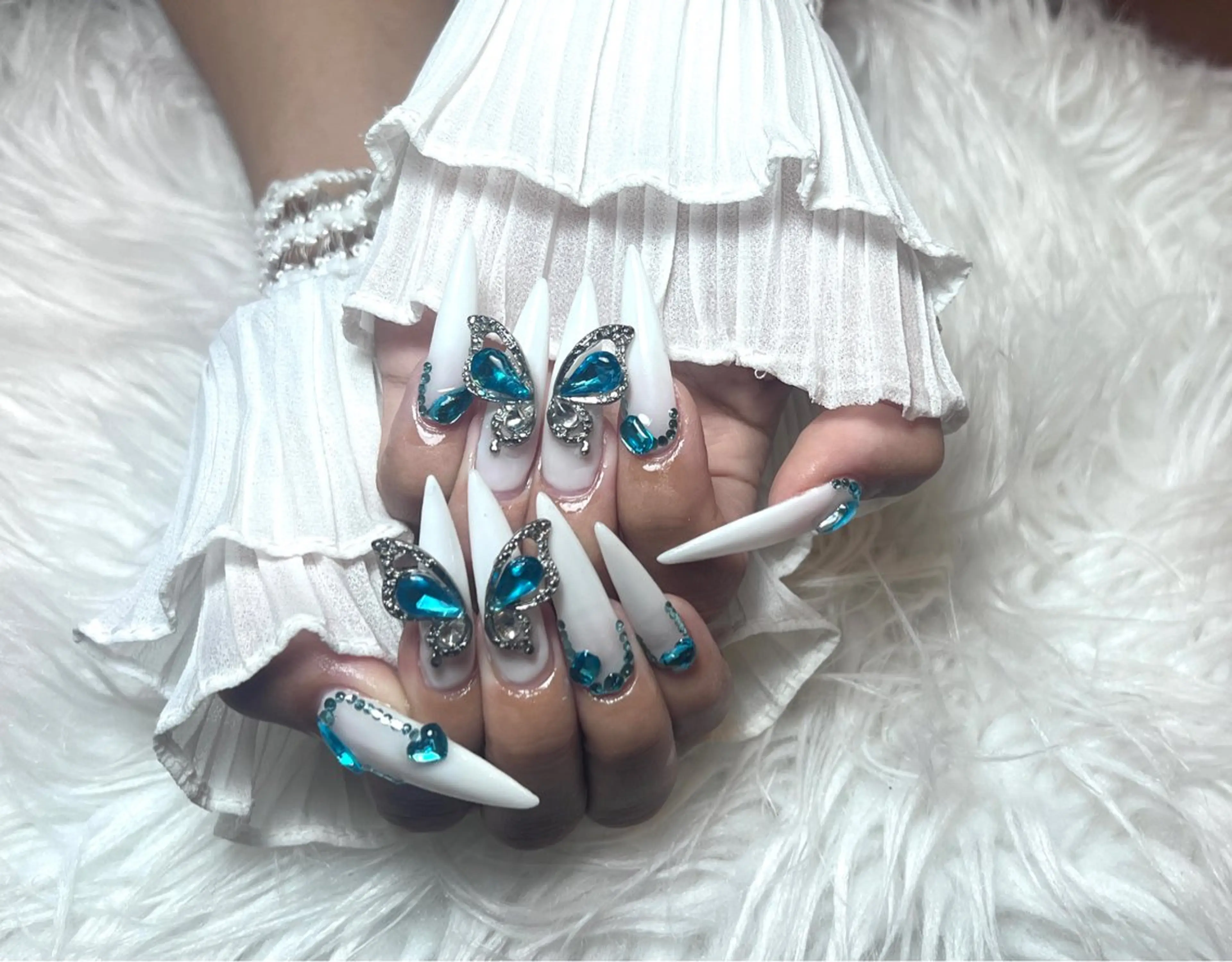 ネイル ハンドネイル ☁️Yun nail Rin☁️のネイルデザイン