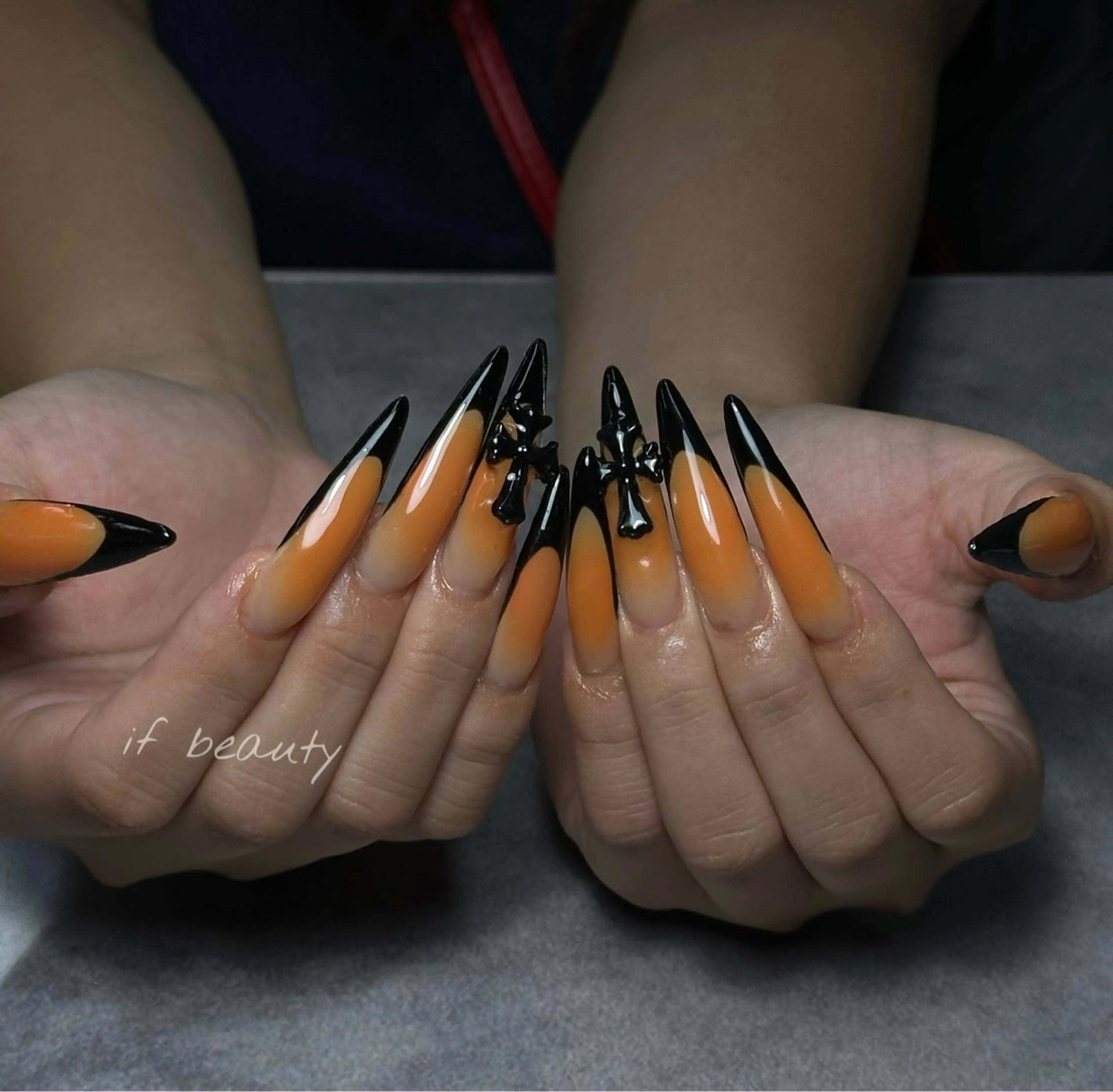 ネイル アートネイル ジェルネイル グラデーション パラジェル ワンホンネイル ハンドネイル if Hair＆Nail Salon所属・IKA /海外ネイル /個性派/ワンホンのネイルデザイン