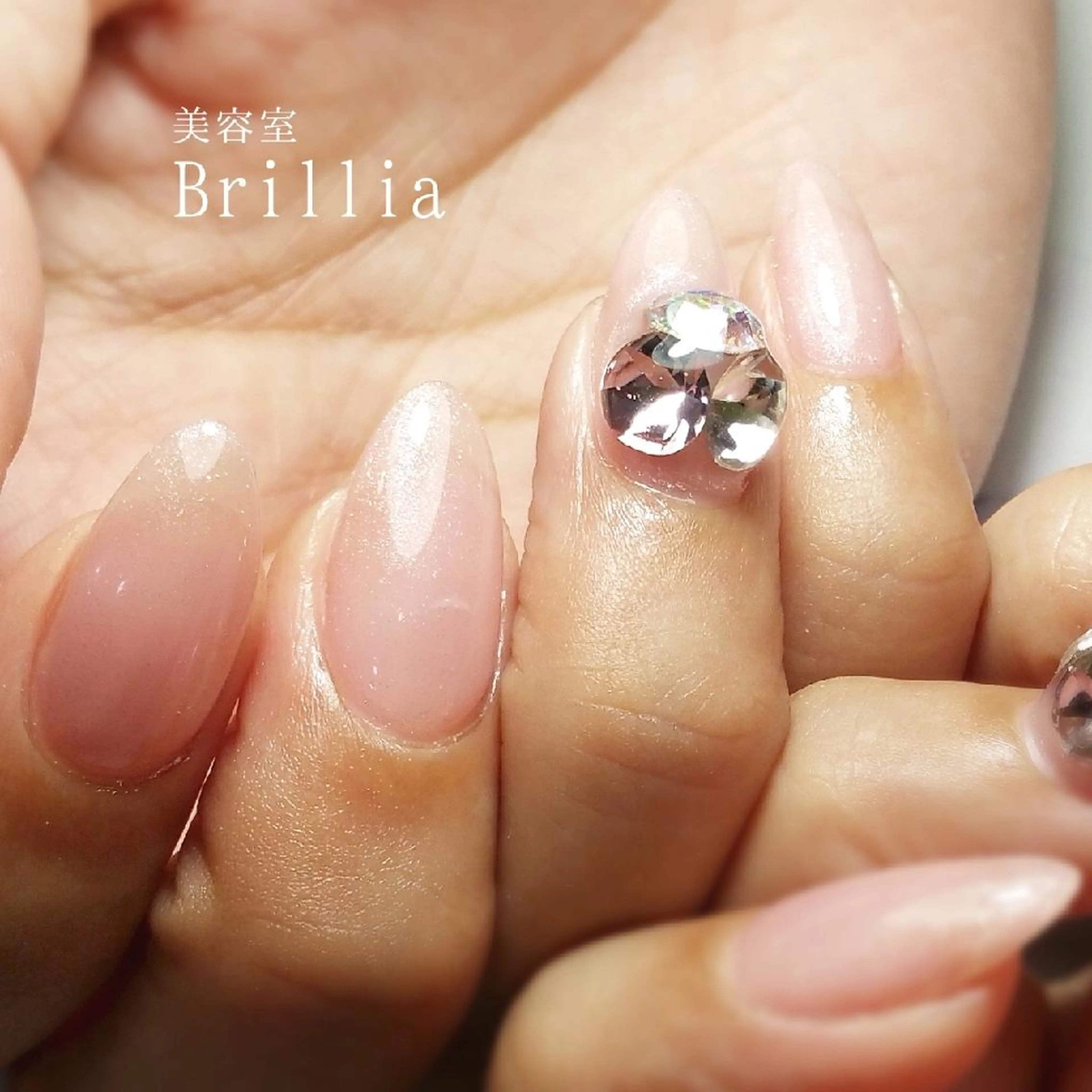 ネイル ハンドネイル 柴田 彩のネイルデザイン