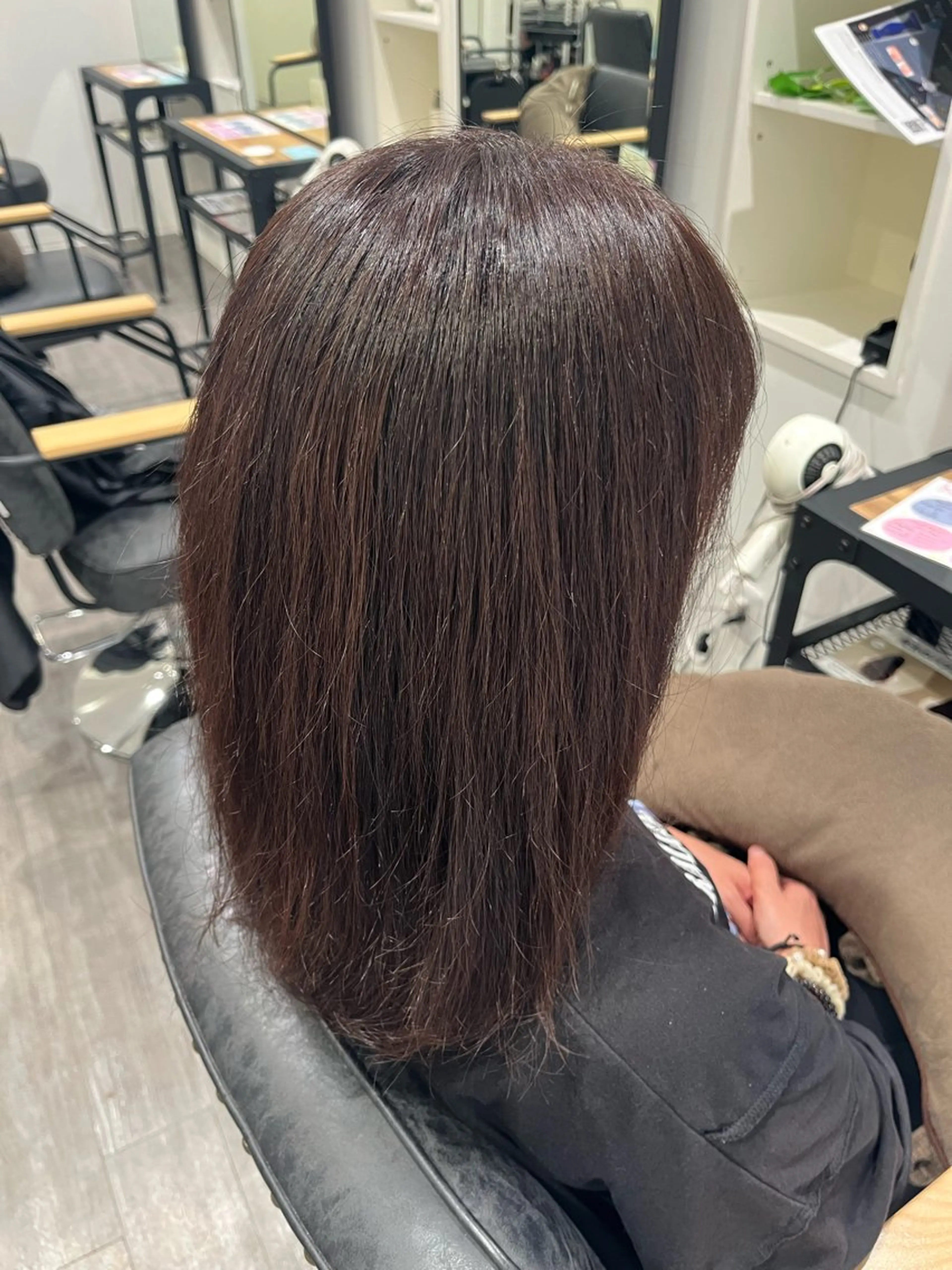 ミディアム カラー 髪質改善 トリートメント ヘアカラー トリートメント cocotte 💟草間紫音💟のヘアスタイル