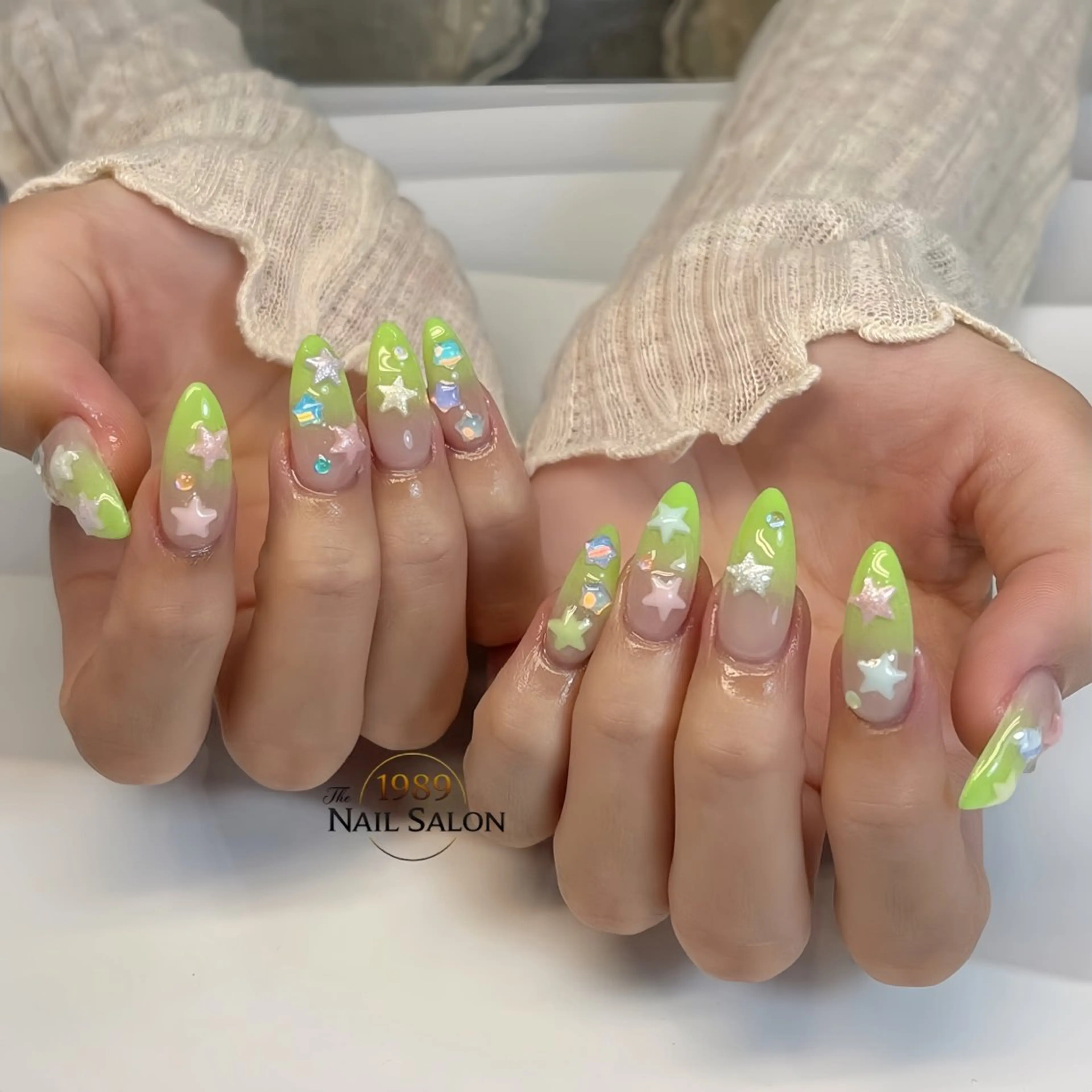 ネイル ハンドネイル The 1989 Nail Salonのネイルデザイン