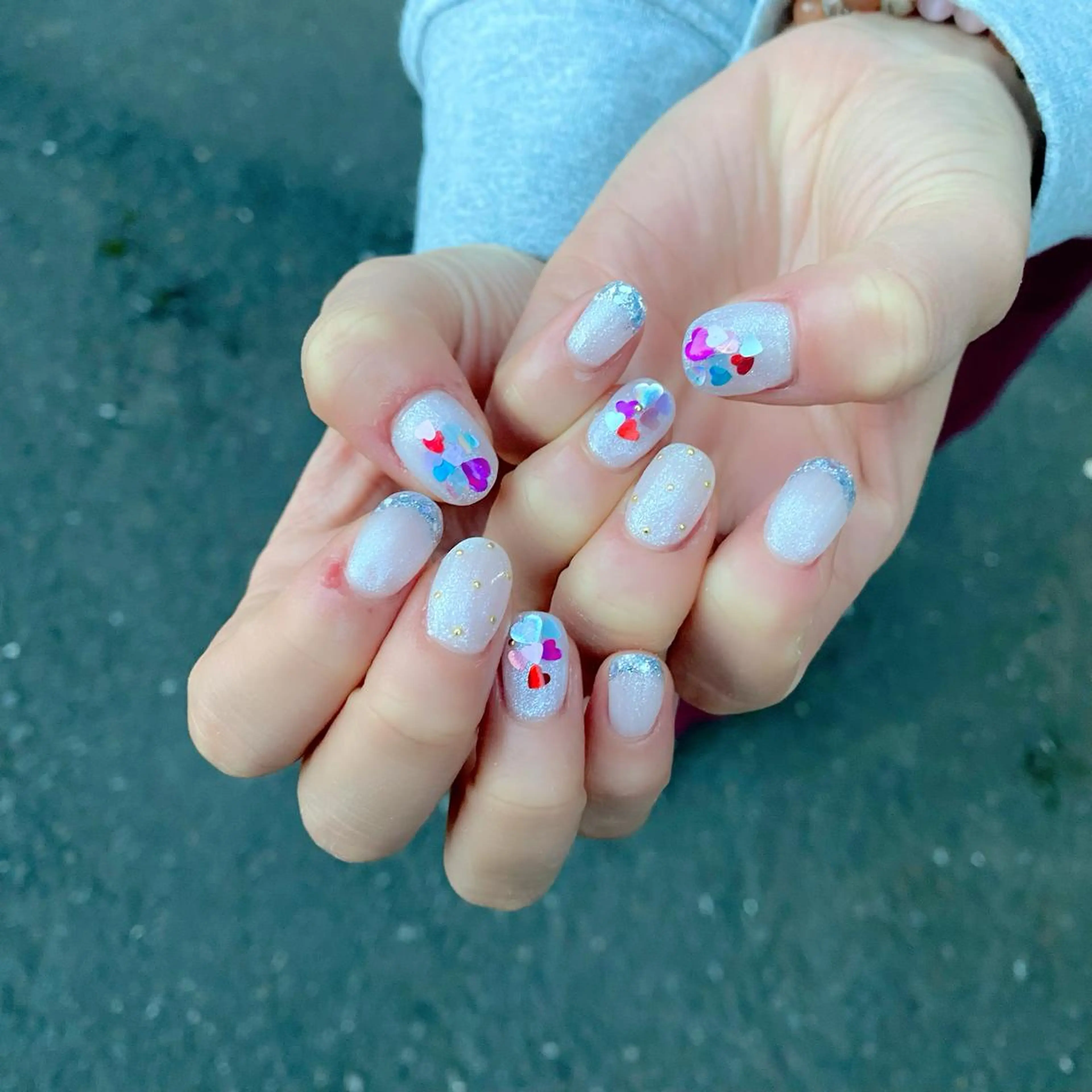 ネイル ハート キラキラネイル バレンタイン ホワイト 冬ネイル ハンドネイル Salon Kのネイルデザイン