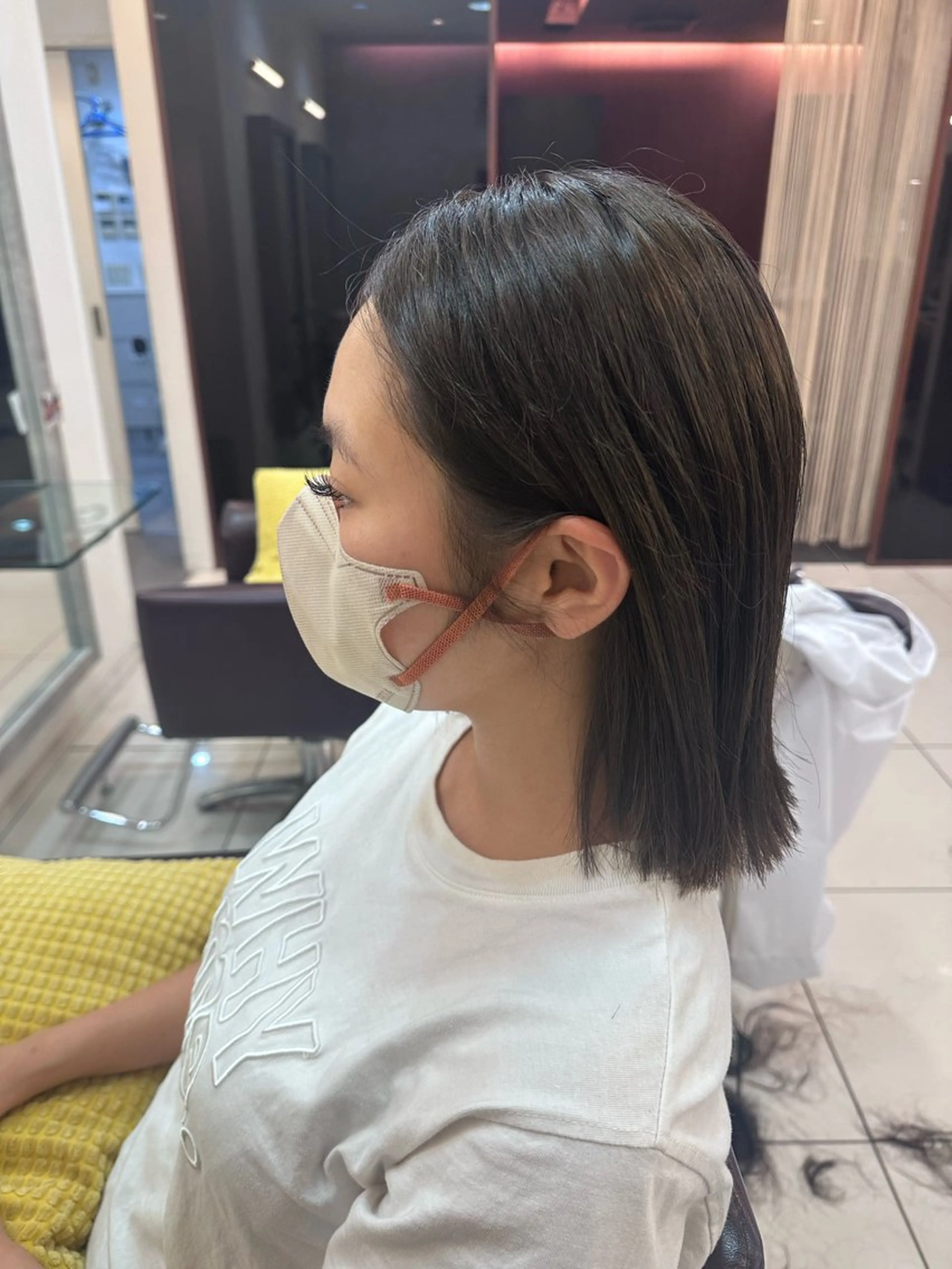 ミディアム ボブ 石井 麻鈴のヘアスタイル