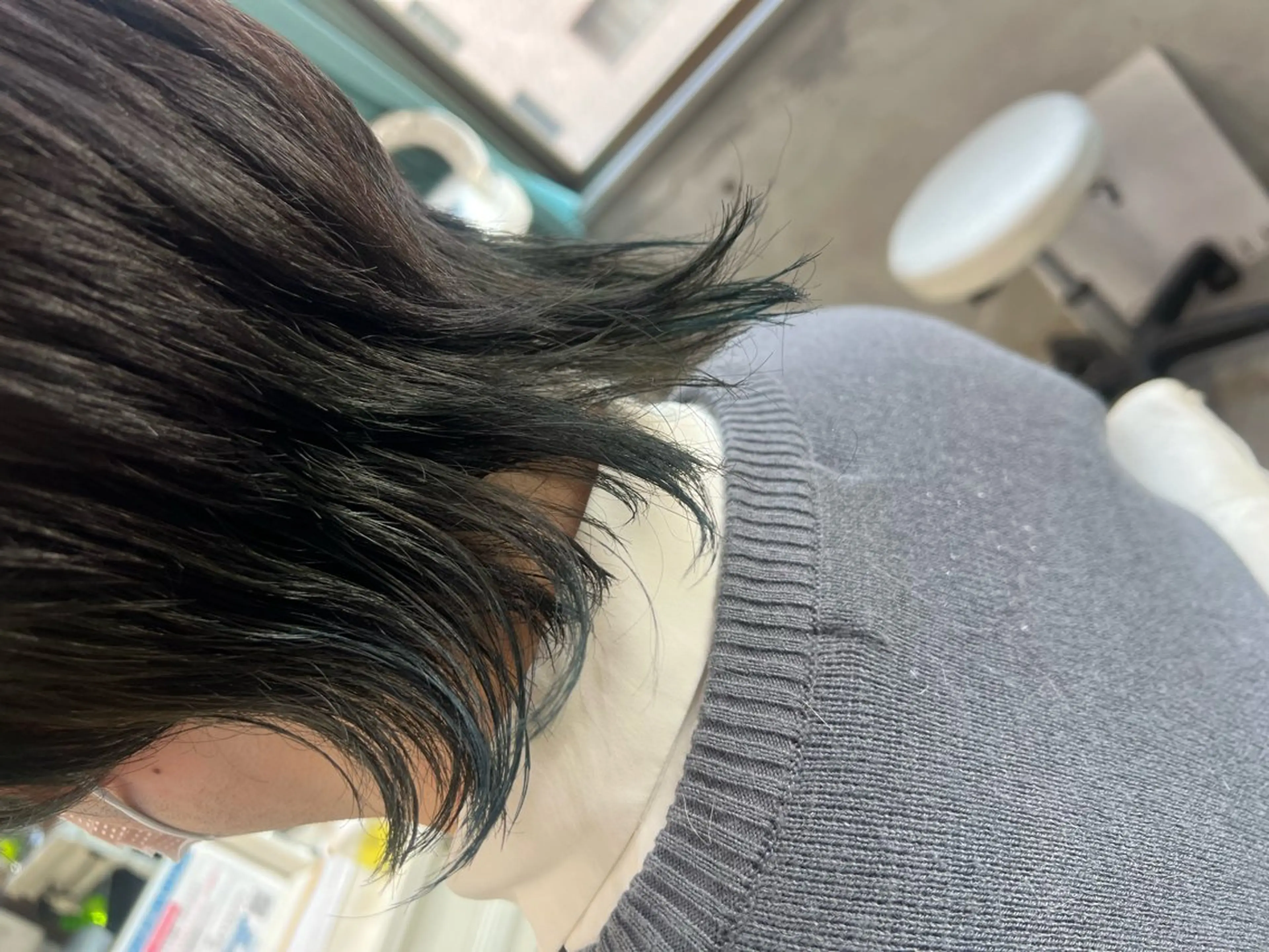 カラー ブルーカラー TOBITA TAKARAのヘアスタイル