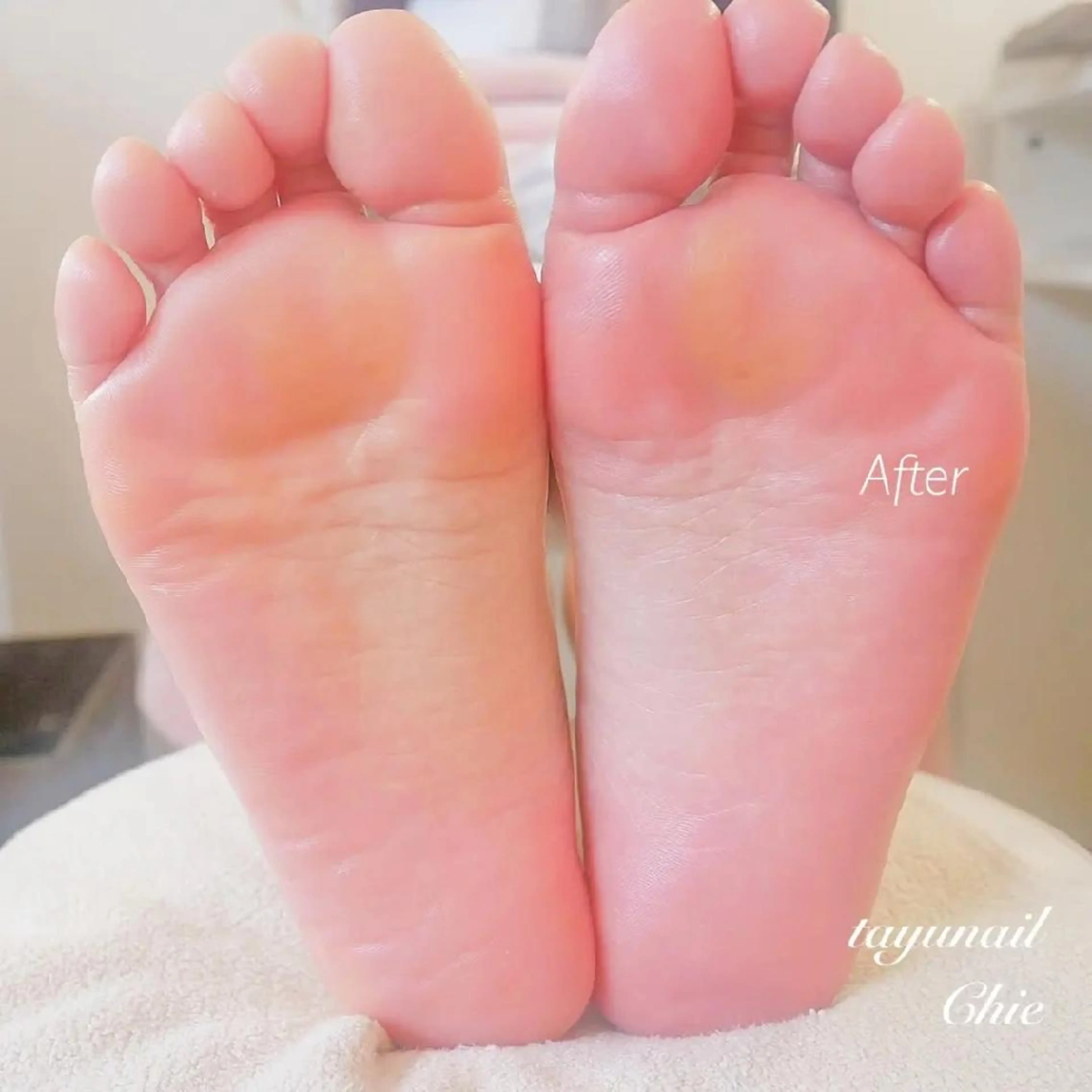 ネイル ブルー フットネイル ジェルネイル パラジェル 春ネイル ネイルサロン 【たゆnail】のネイルデザイン