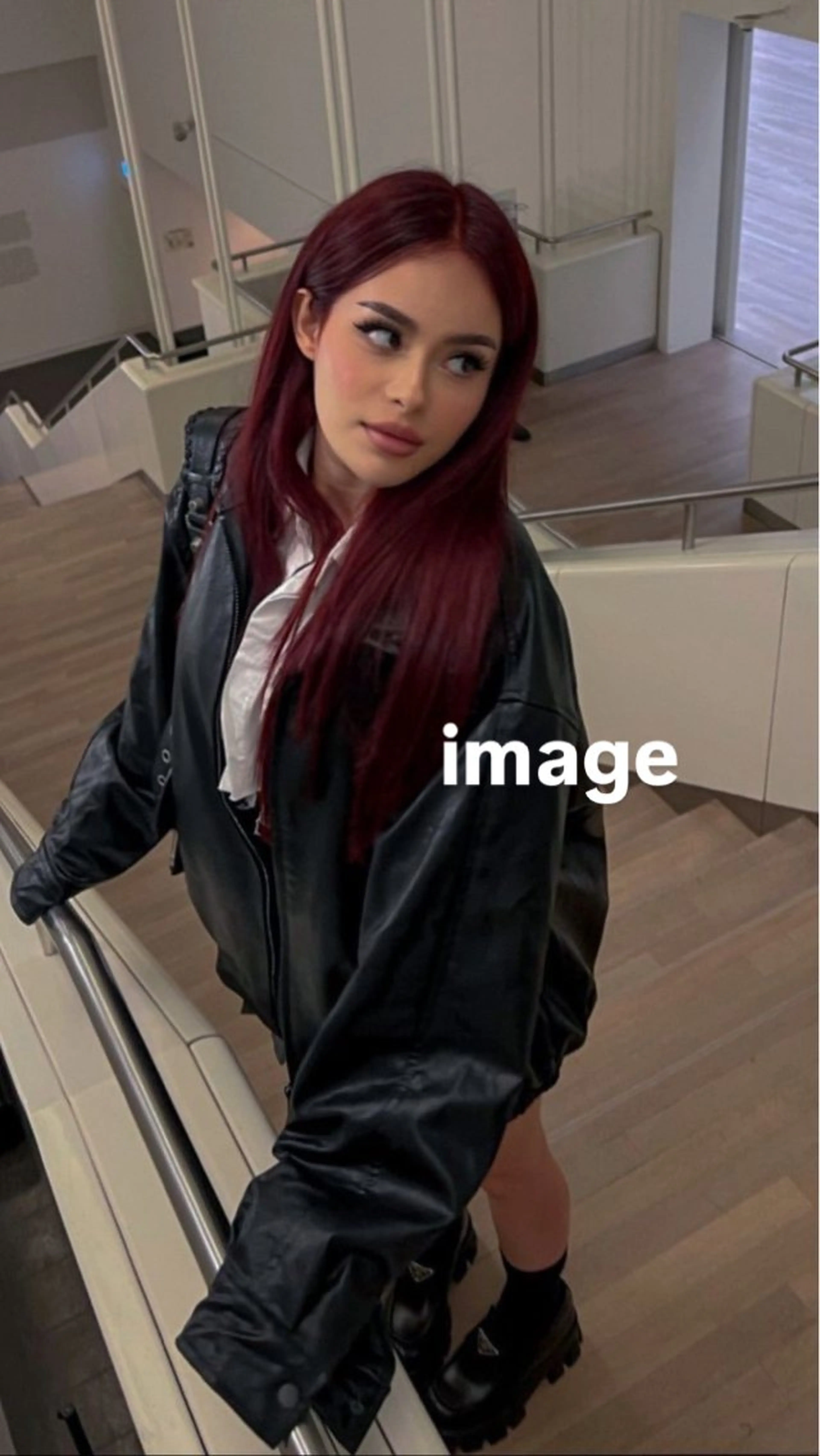 ロング カラー ICHIRI" 艶カラー/縮毛矯正のヘアスタイル