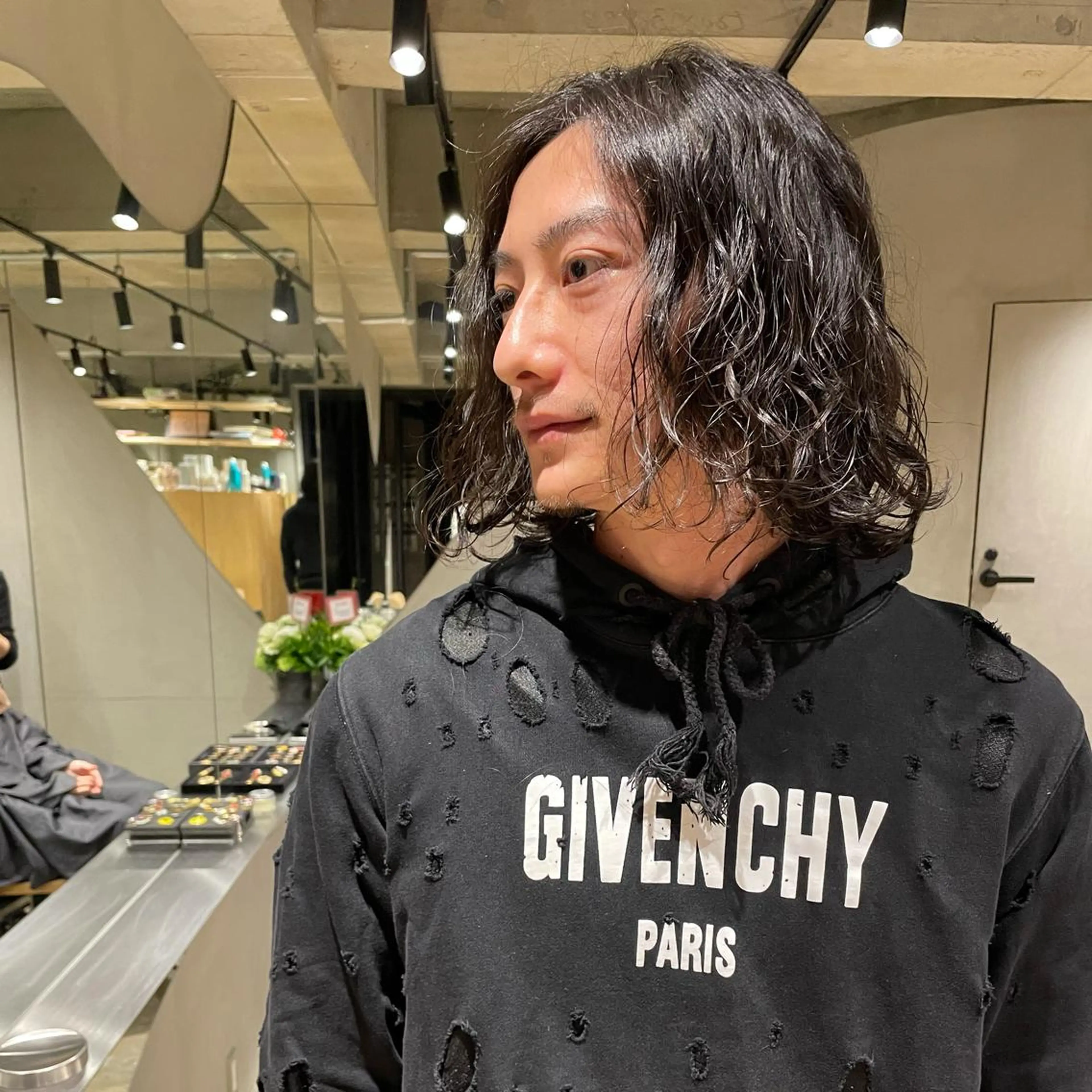 パーマ メンズ ショートボブ メンズブリーチ メンズデザインカット フェードカット メンズハイライト カット パーマ 🌈圧倒的デザイン パーマ　関和希のヘアスタイル