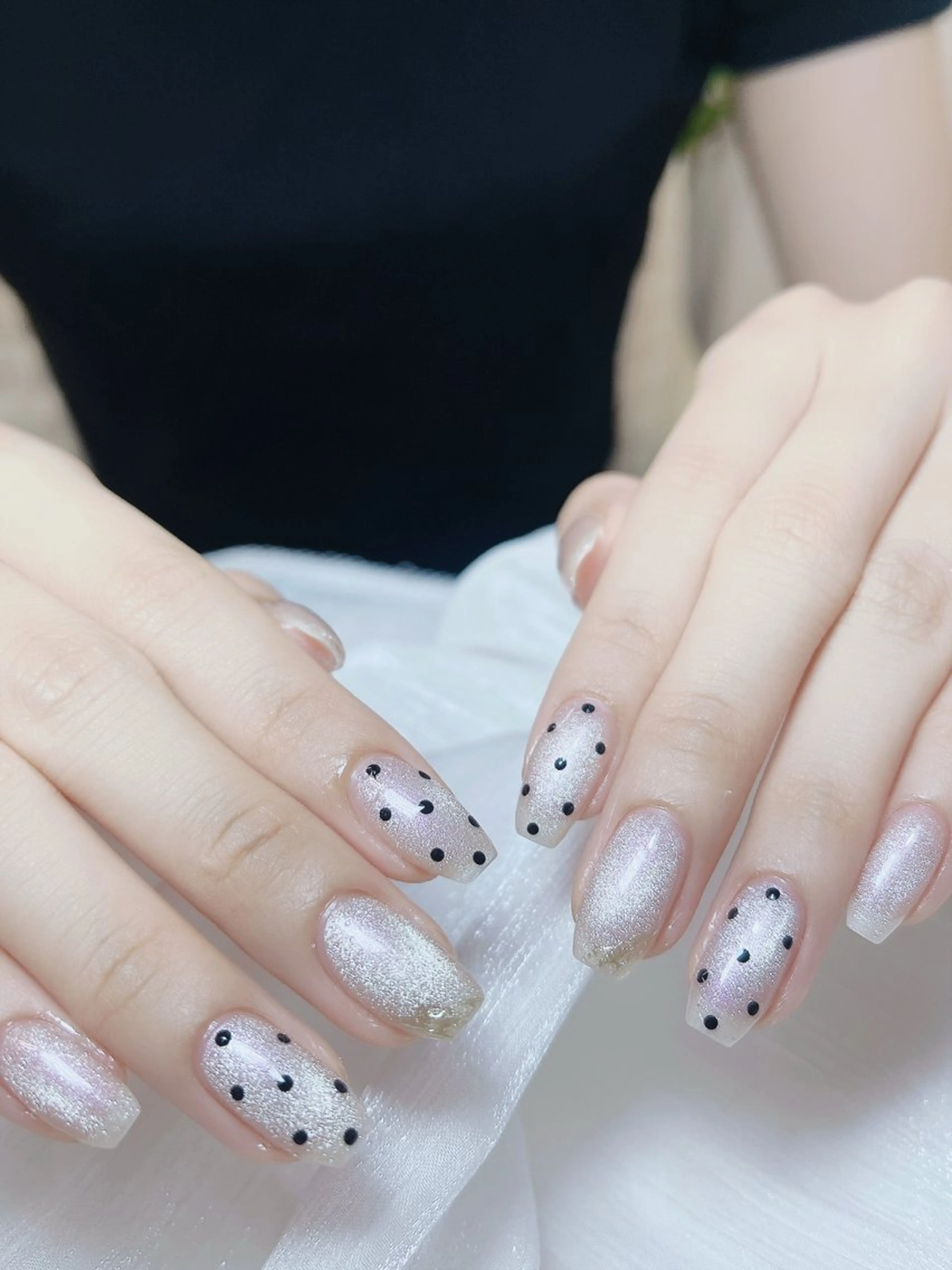 ネイル チークネイル フレンチネイル グラデーション キラキラネイル 韓国ネイル ハンドネイル DUO MI nail salonのネイルデザイン