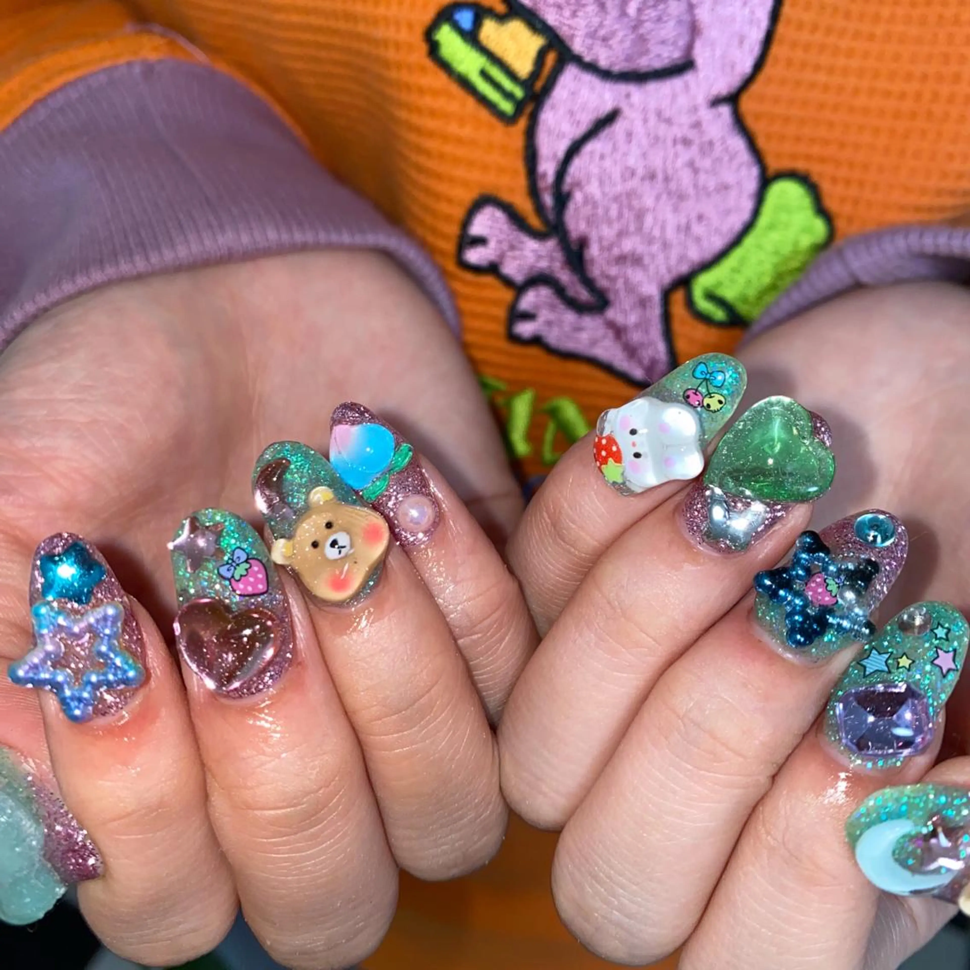 ネイル アートネイル オーロラネイル フレンチネイル 氷ネイル・うるうるネイル マグネットネイル ハンドネイル Nail by Licorneのネイルデザイン